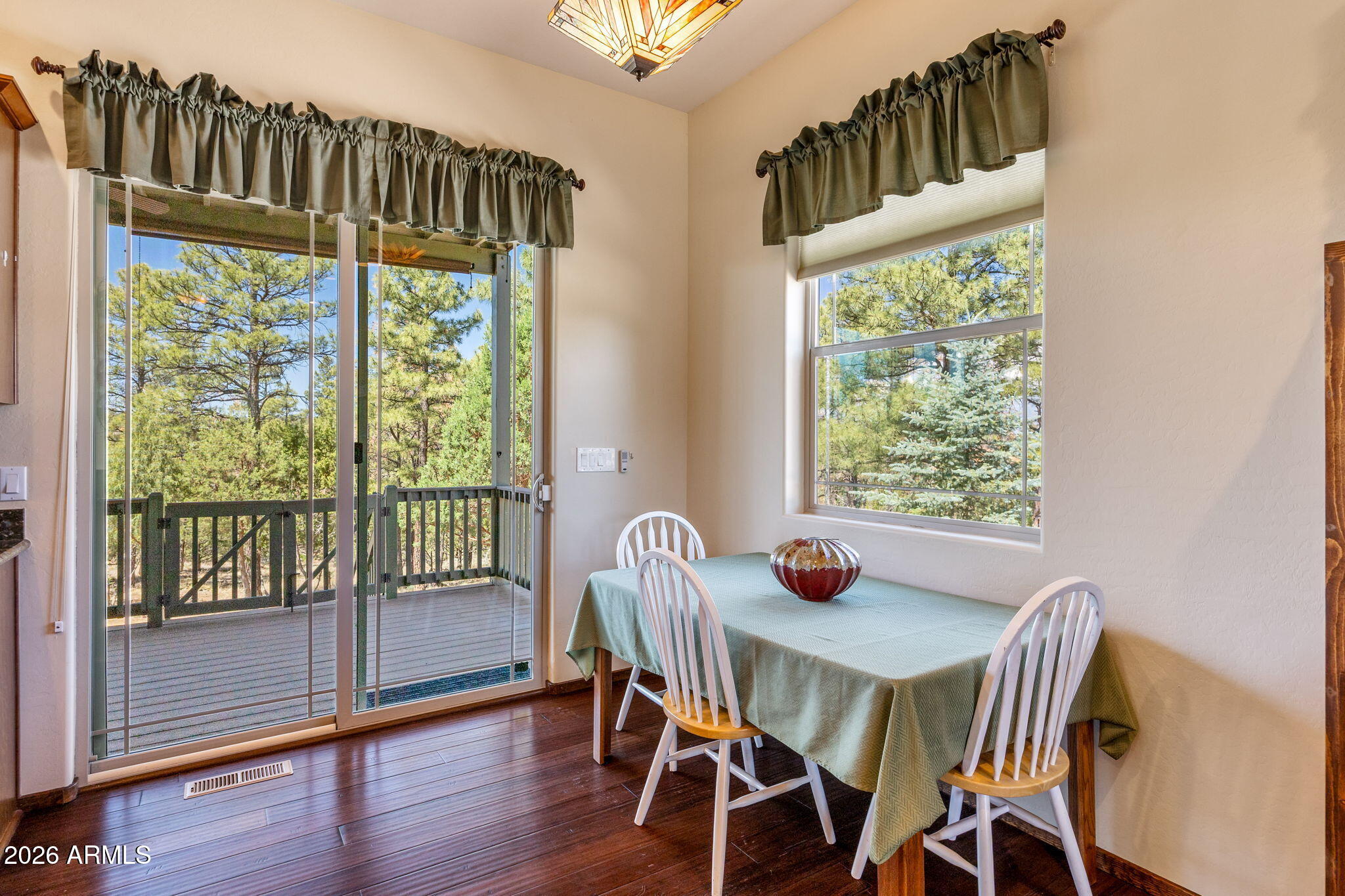 Show Low Bluff - Residential