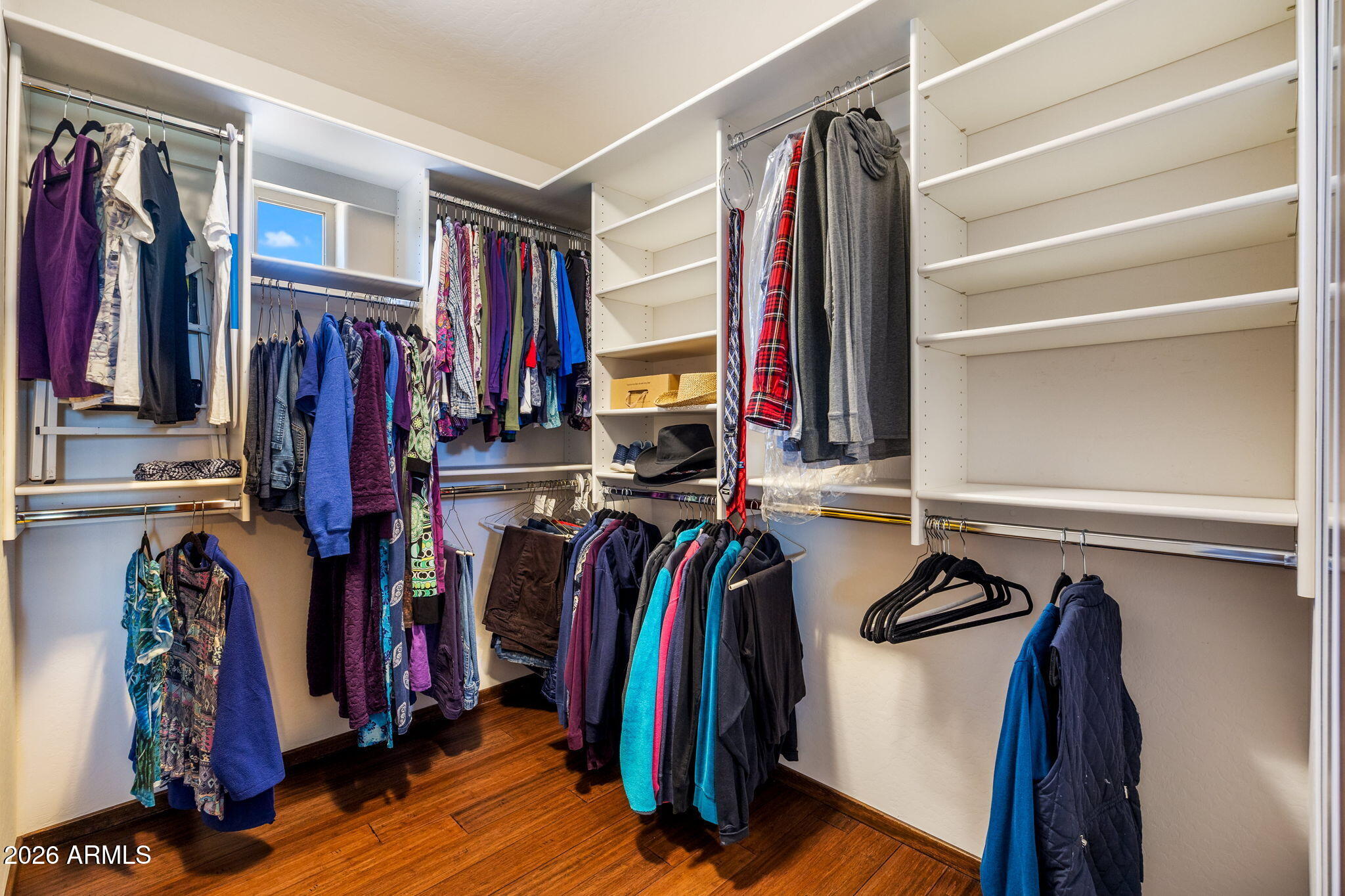 Show Low Bluff - Residential