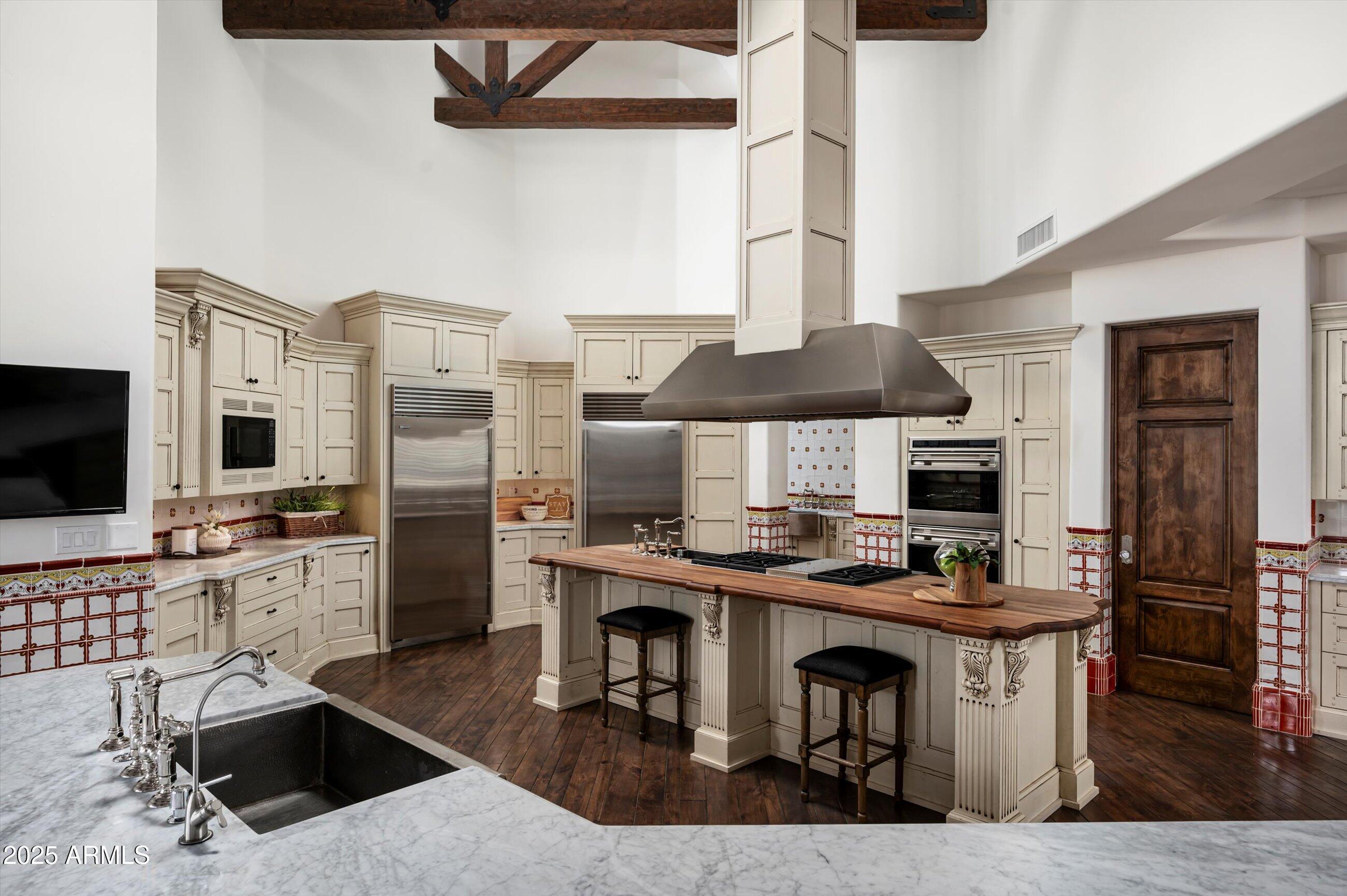 PARADISE HOME ESTATES - Residential