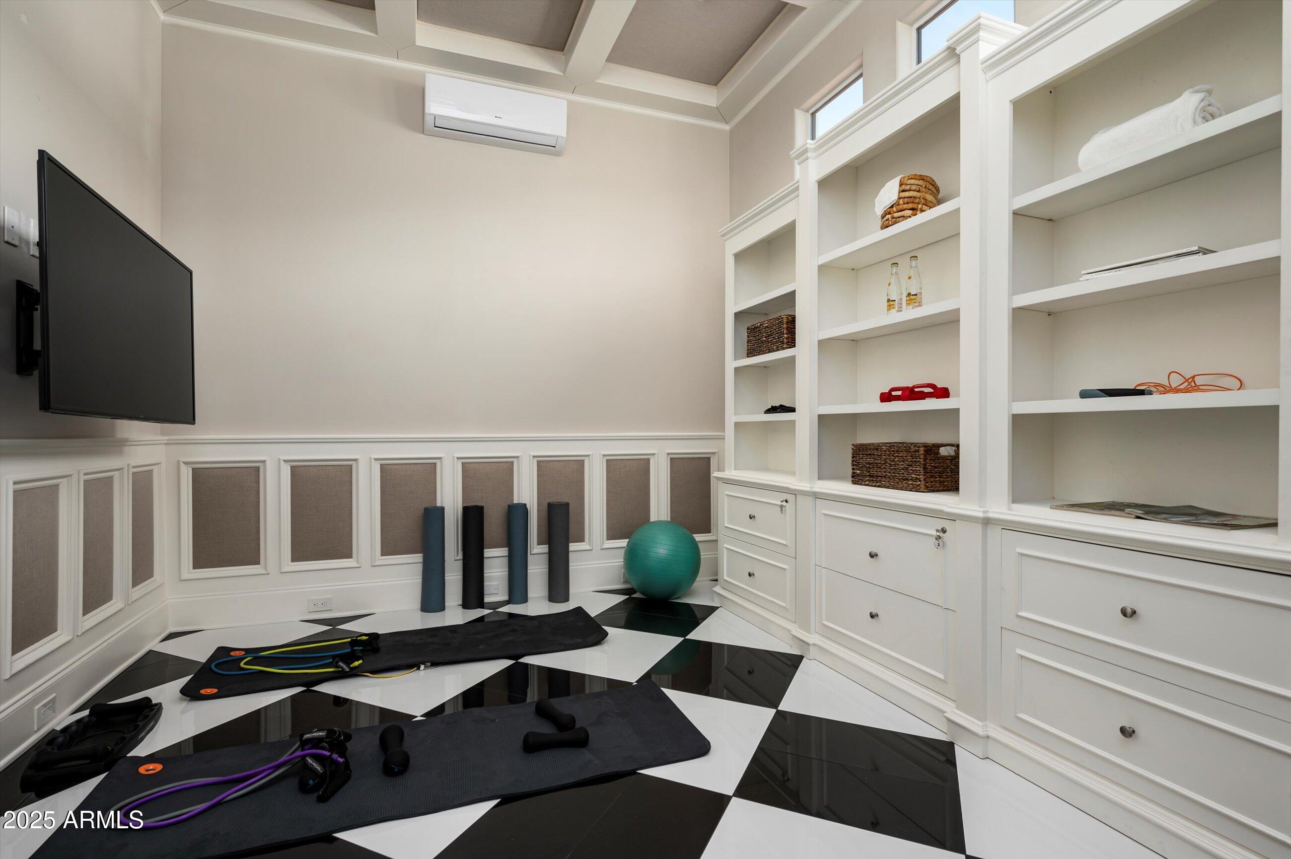 PARADISE HOME ESTATES - Residential