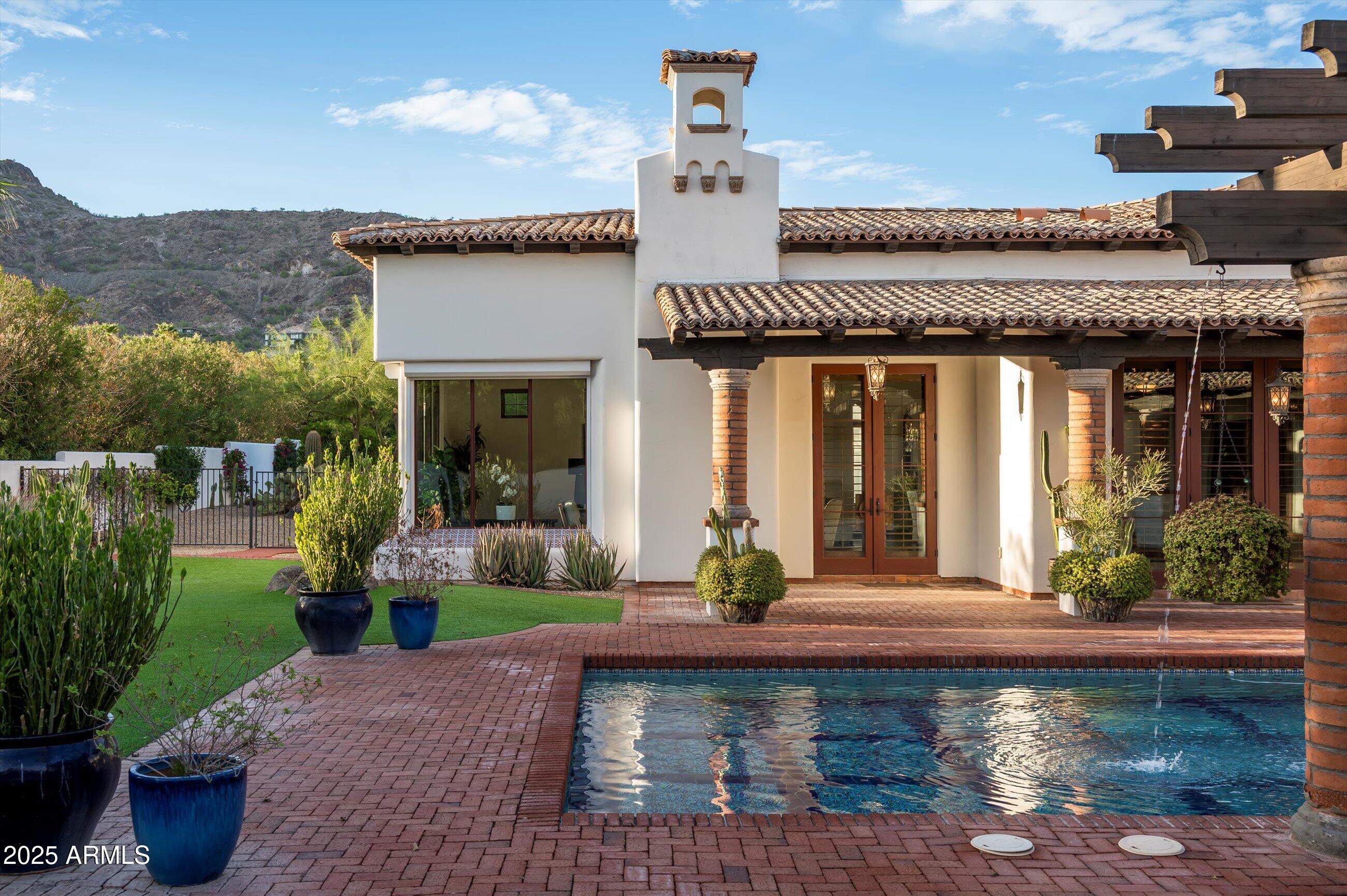 PARADISE HOME ESTATES - Residential