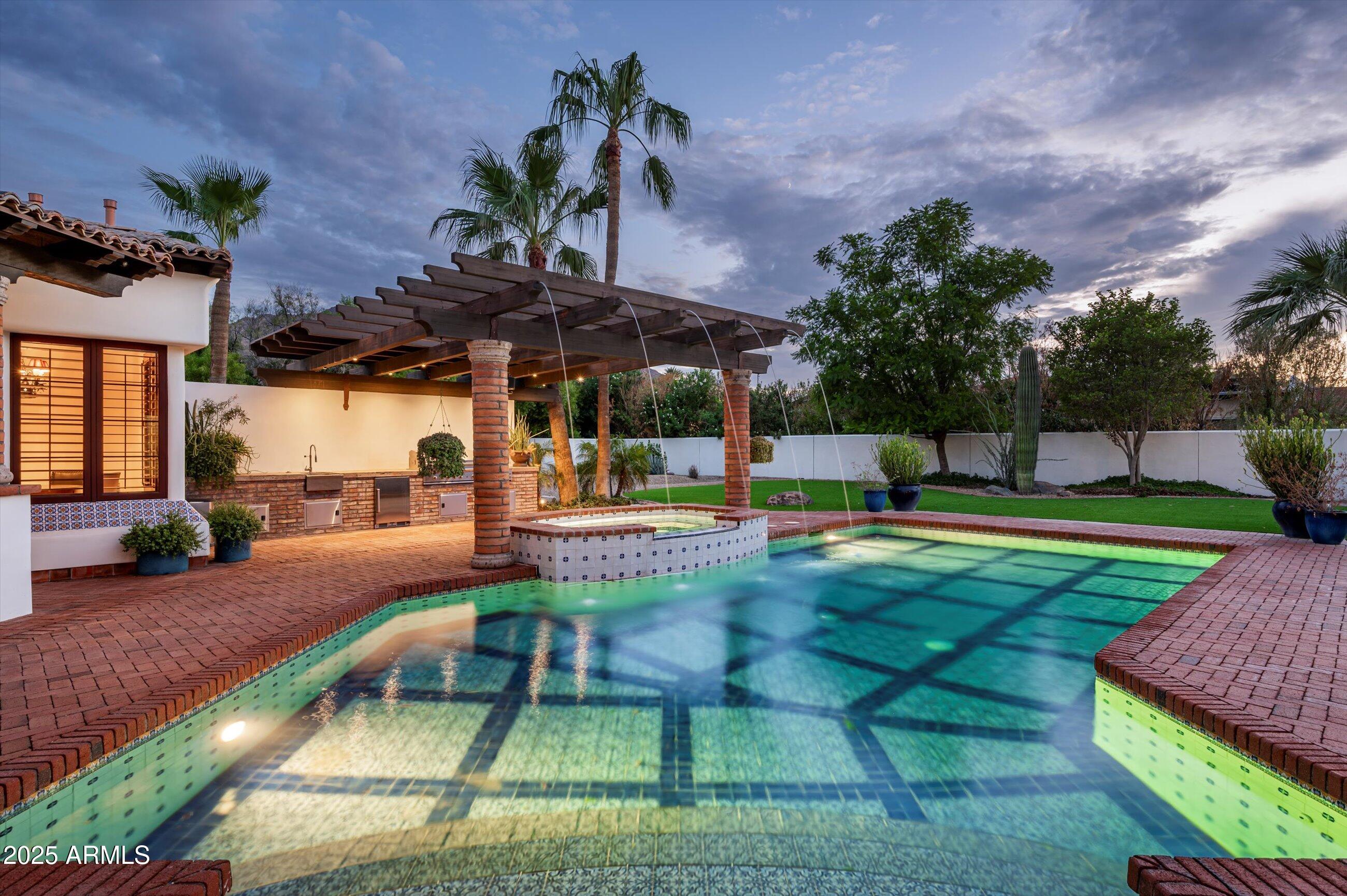 PARADISE HOME ESTATES - Residential