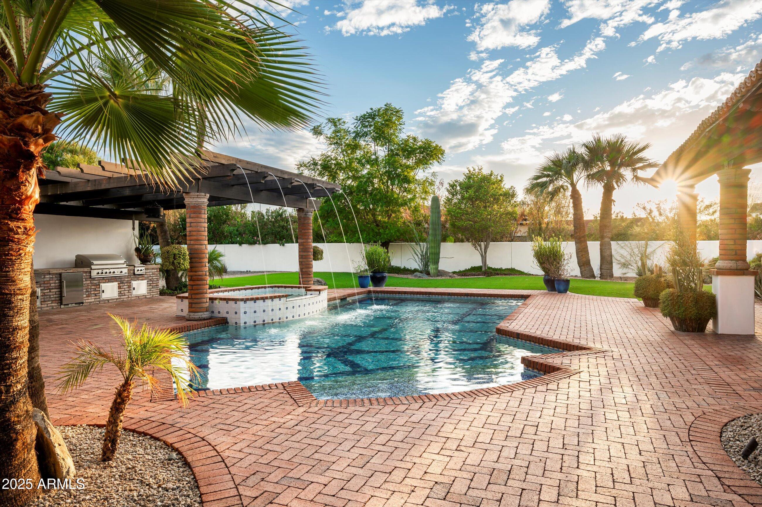 PARADISE HOME ESTATES - Residential