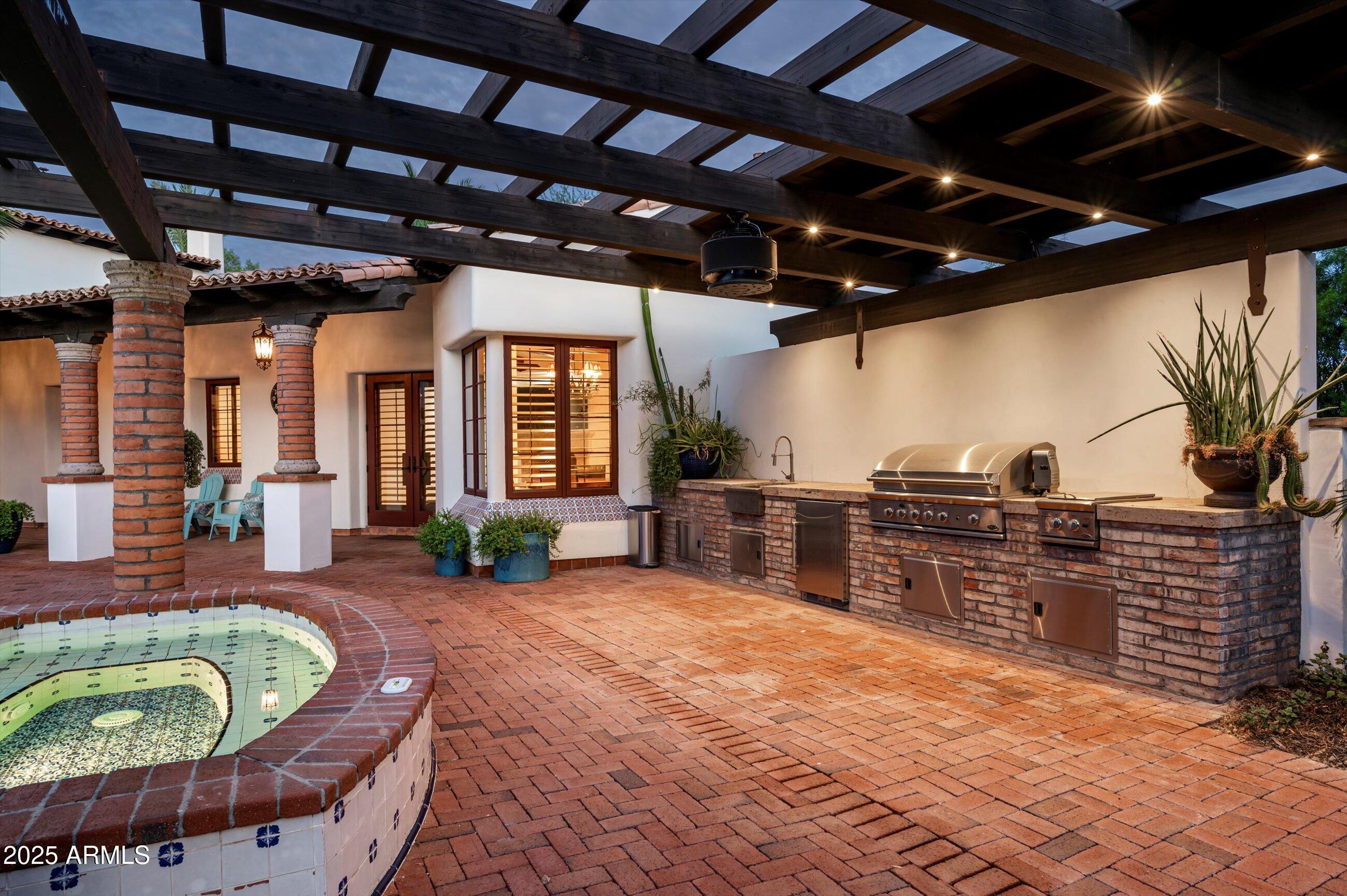 PARADISE HOME ESTATES - Residential