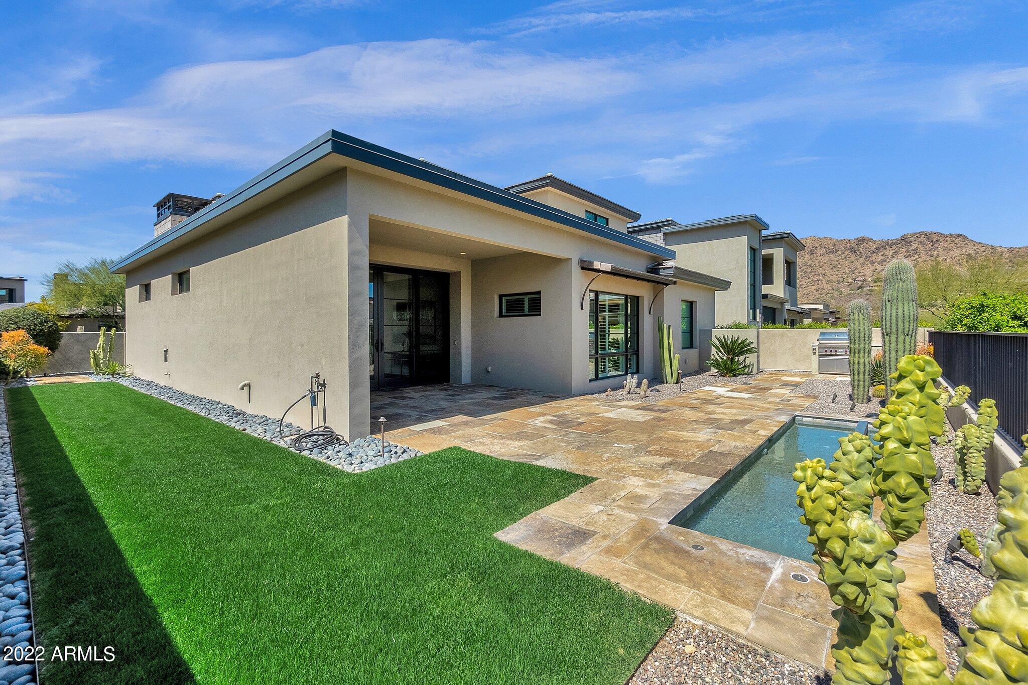 THE VILLAGE AT MOUNTAIN SHADOWS - Residential