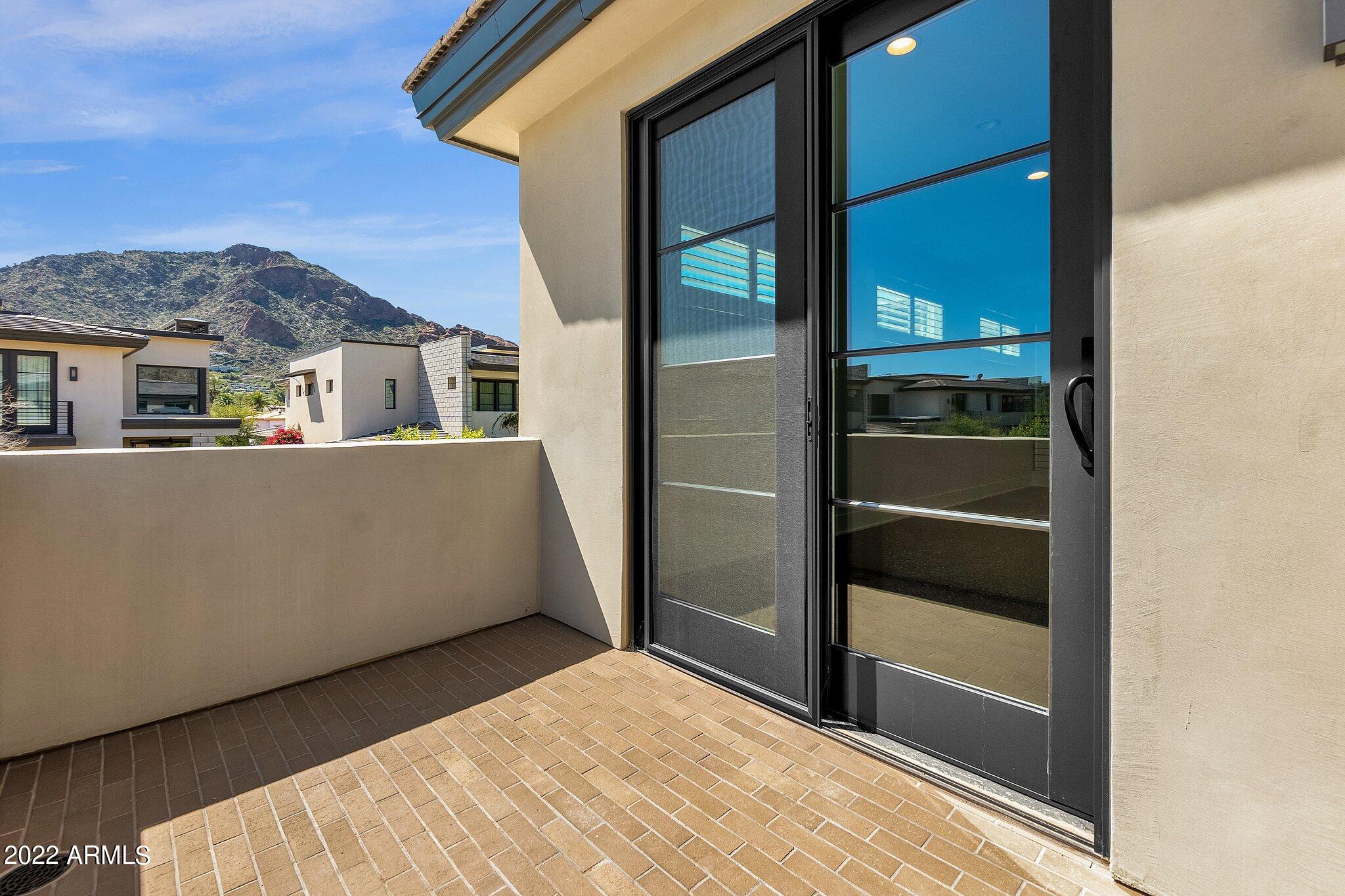 THE VILLAGE AT MOUNTAIN SHADOWS - Residential