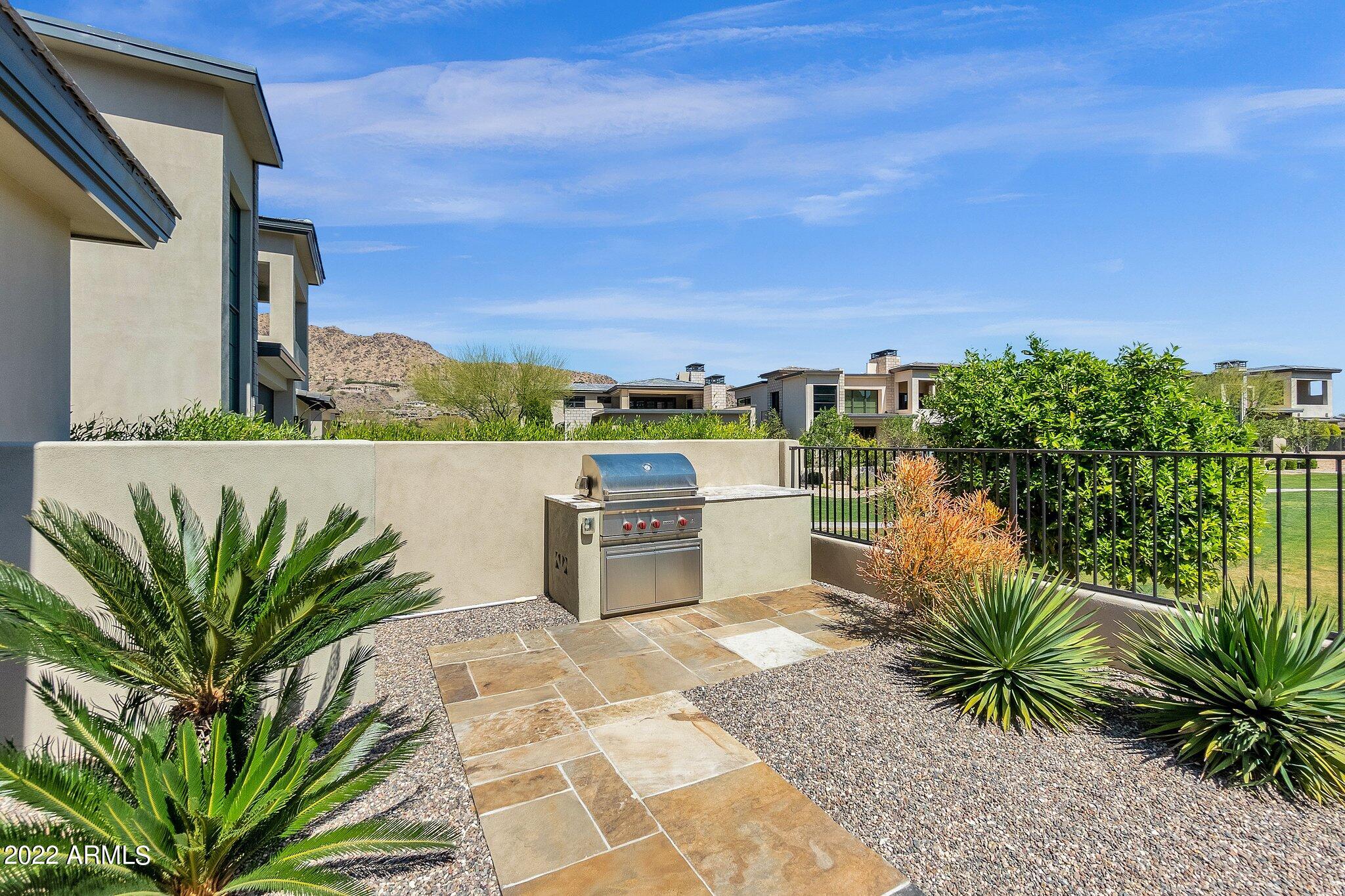 THE VILLAGE AT MOUNTAIN SHADOWS - Residential