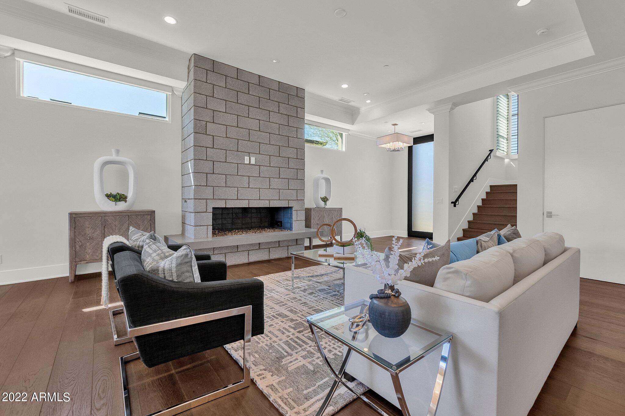 THE VILLAGE AT MOUNTAIN SHADOWS - Residential
