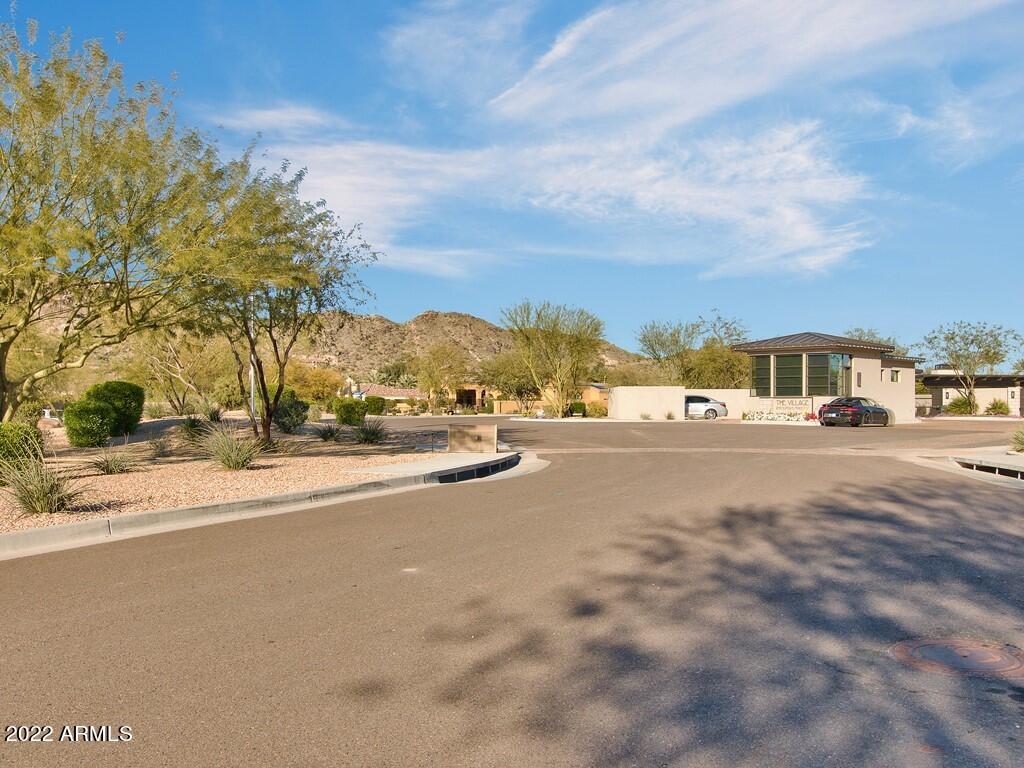 THE VILLAGE AT MOUNTAIN SHADOWS - Residential