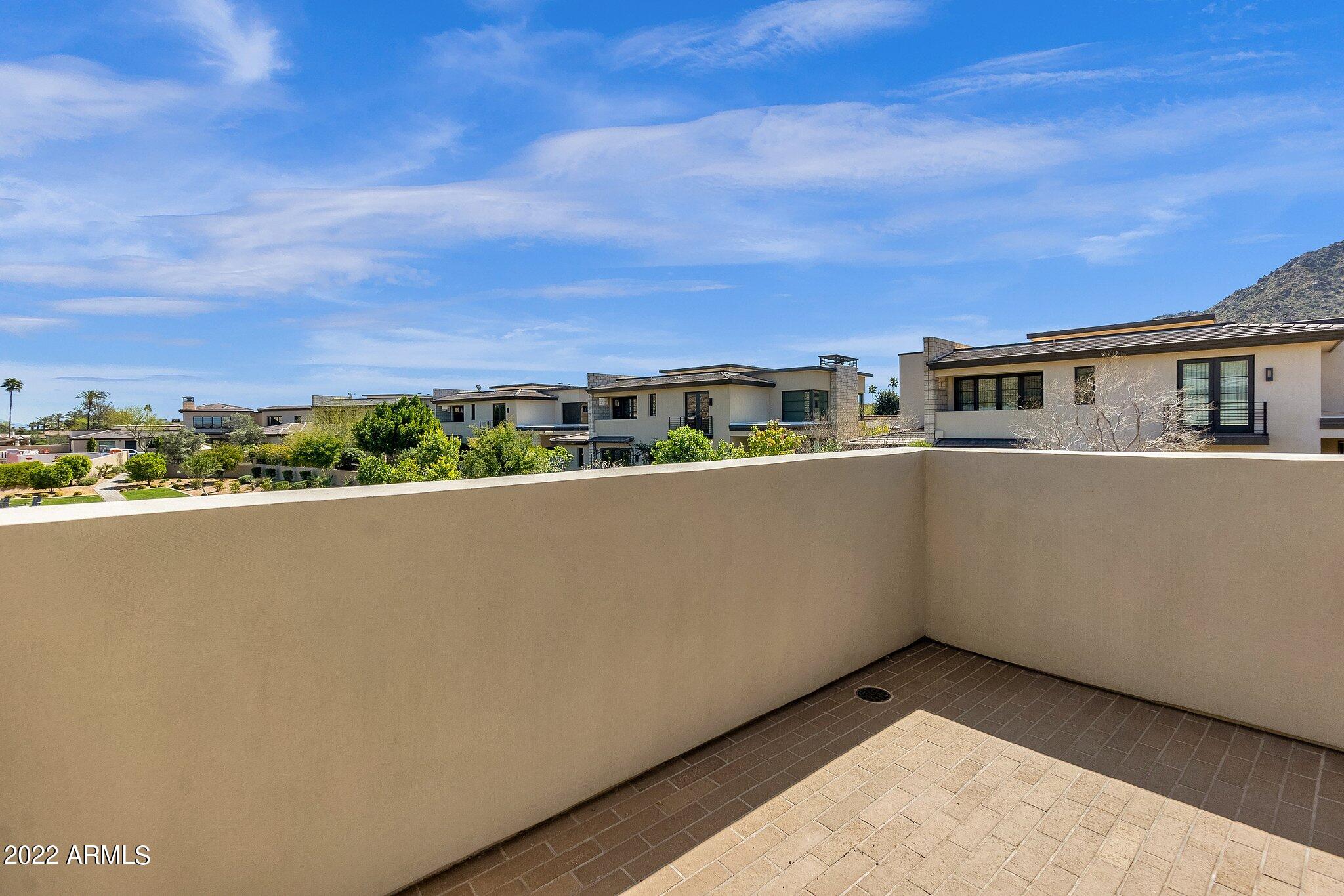 THE VILLAGE AT MOUNTAIN SHADOWS - Residential