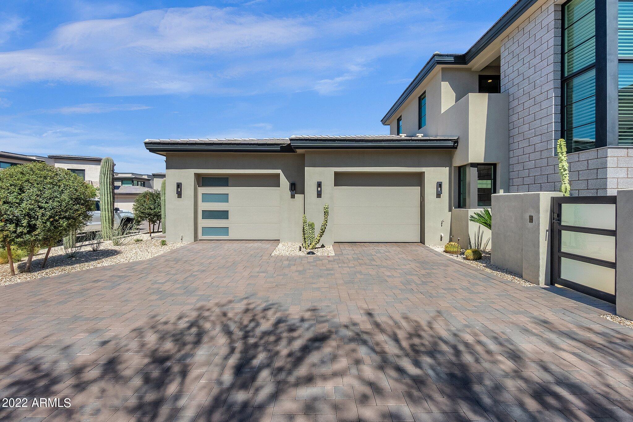 THE VILLAGE AT MOUNTAIN SHADOWS - Residential