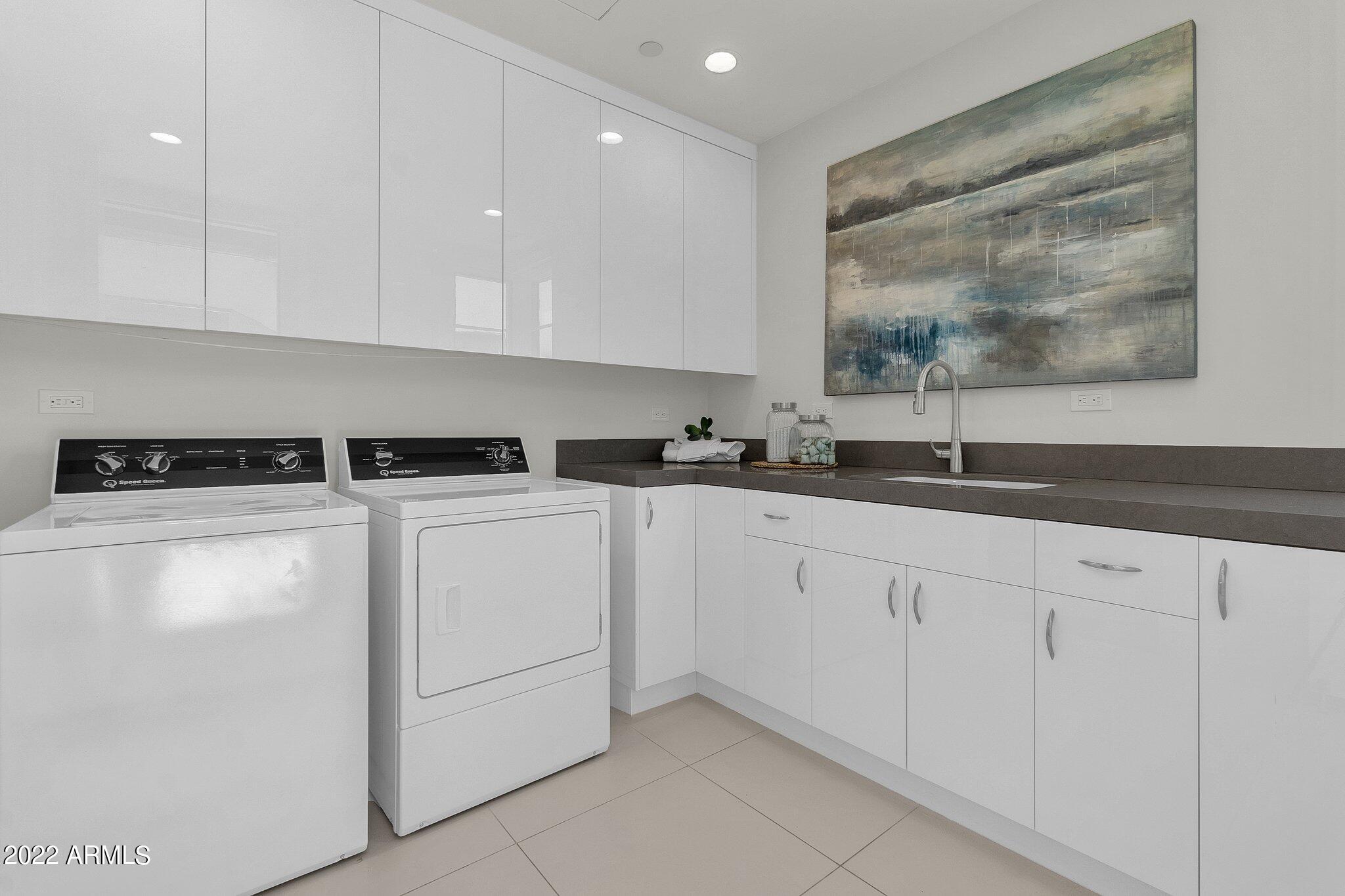 THE VILLAGE AT MOUNTAIN SHADOWS - Residential