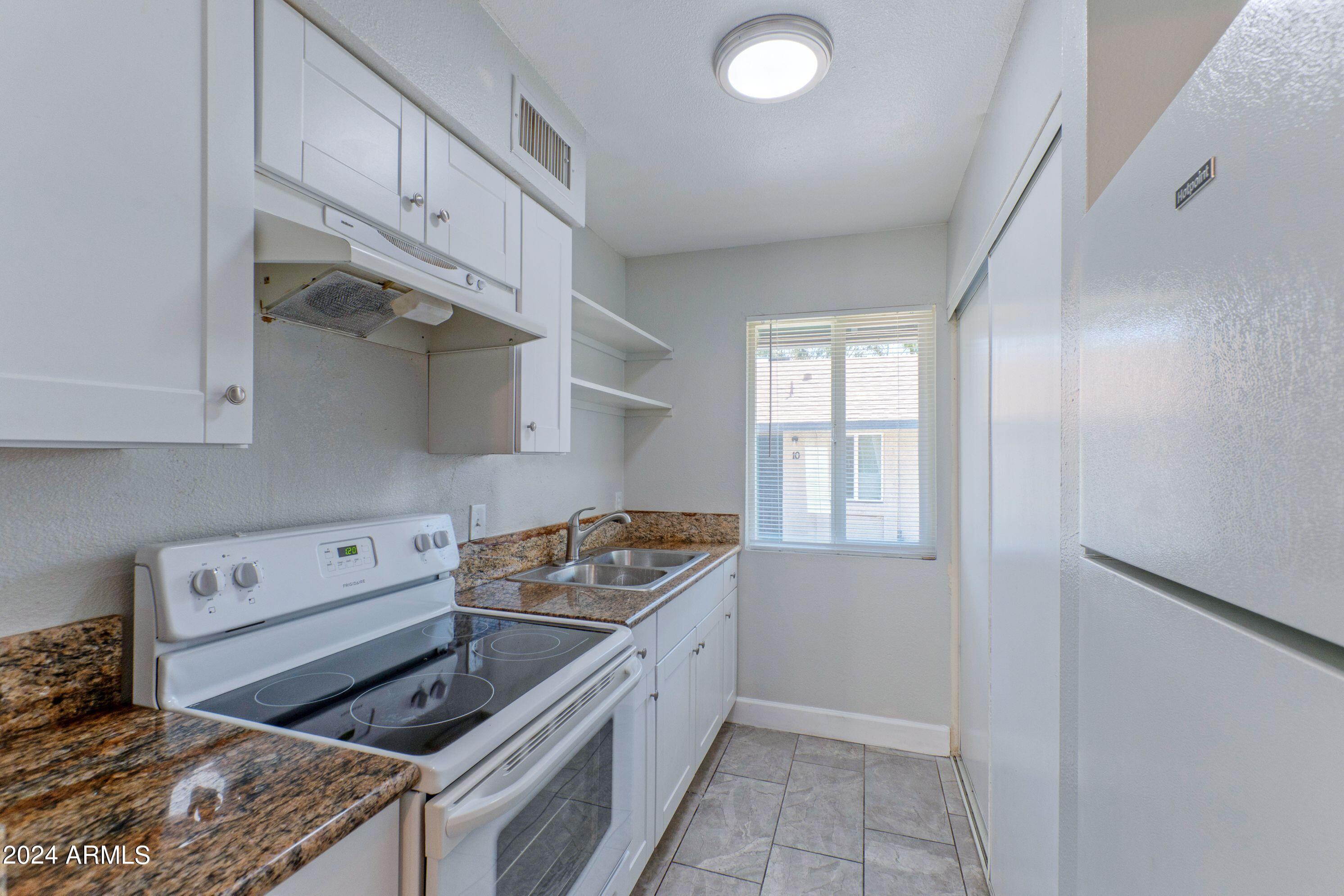 IRONWOOD PLACE - Residential Income