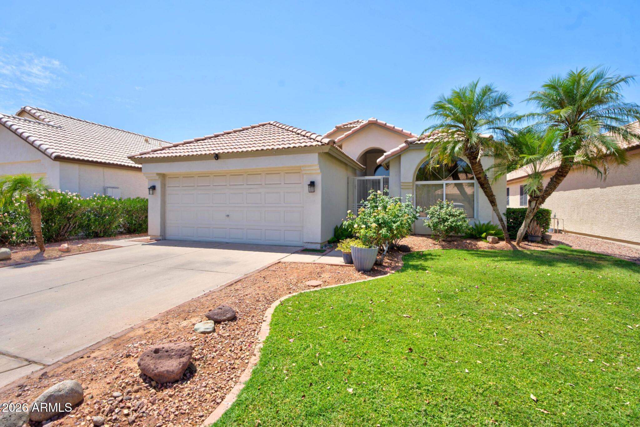 MOONLIGHT GLEN - Residential