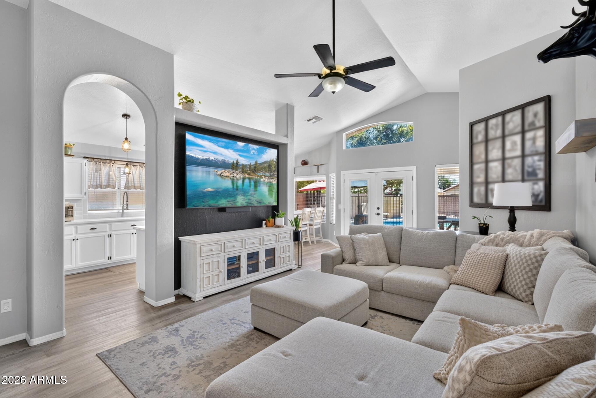 MOONLIGHT GLEN - Residential