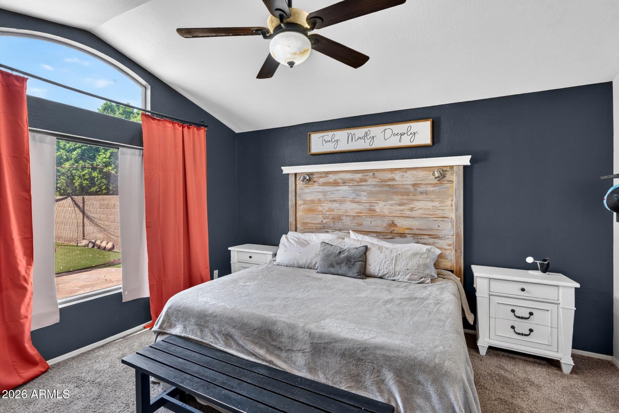 MOONLIGHT GLEN - Residential