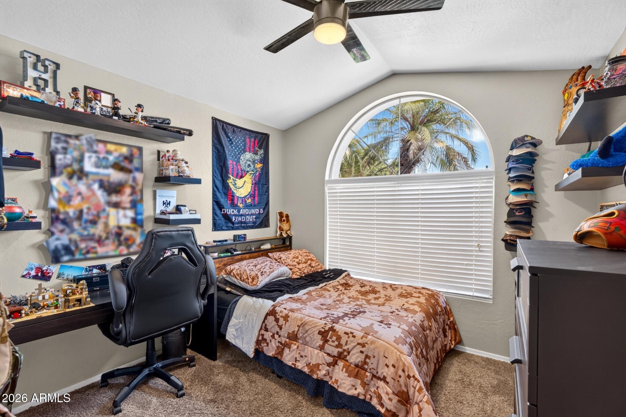 MOONLIGHT GLEN - Residential