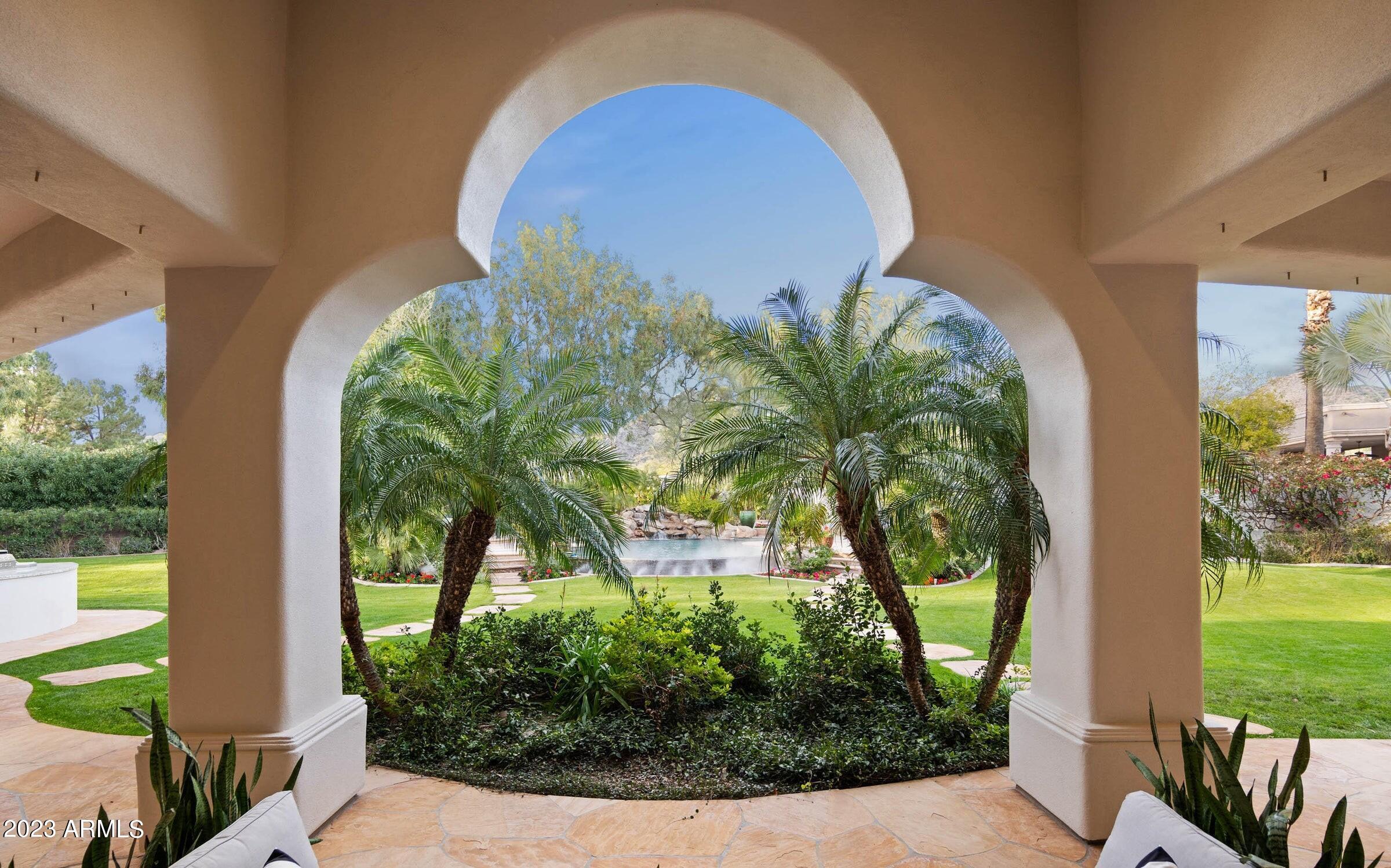PARADISE MANSION ESTATES - Residential