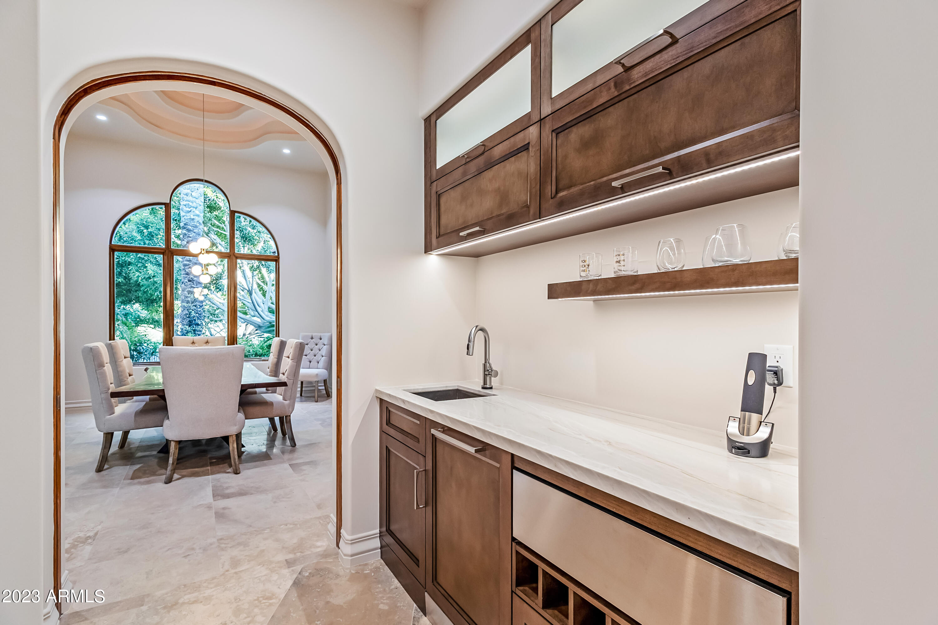 PARADISE MANSION ESTATES - Residential
