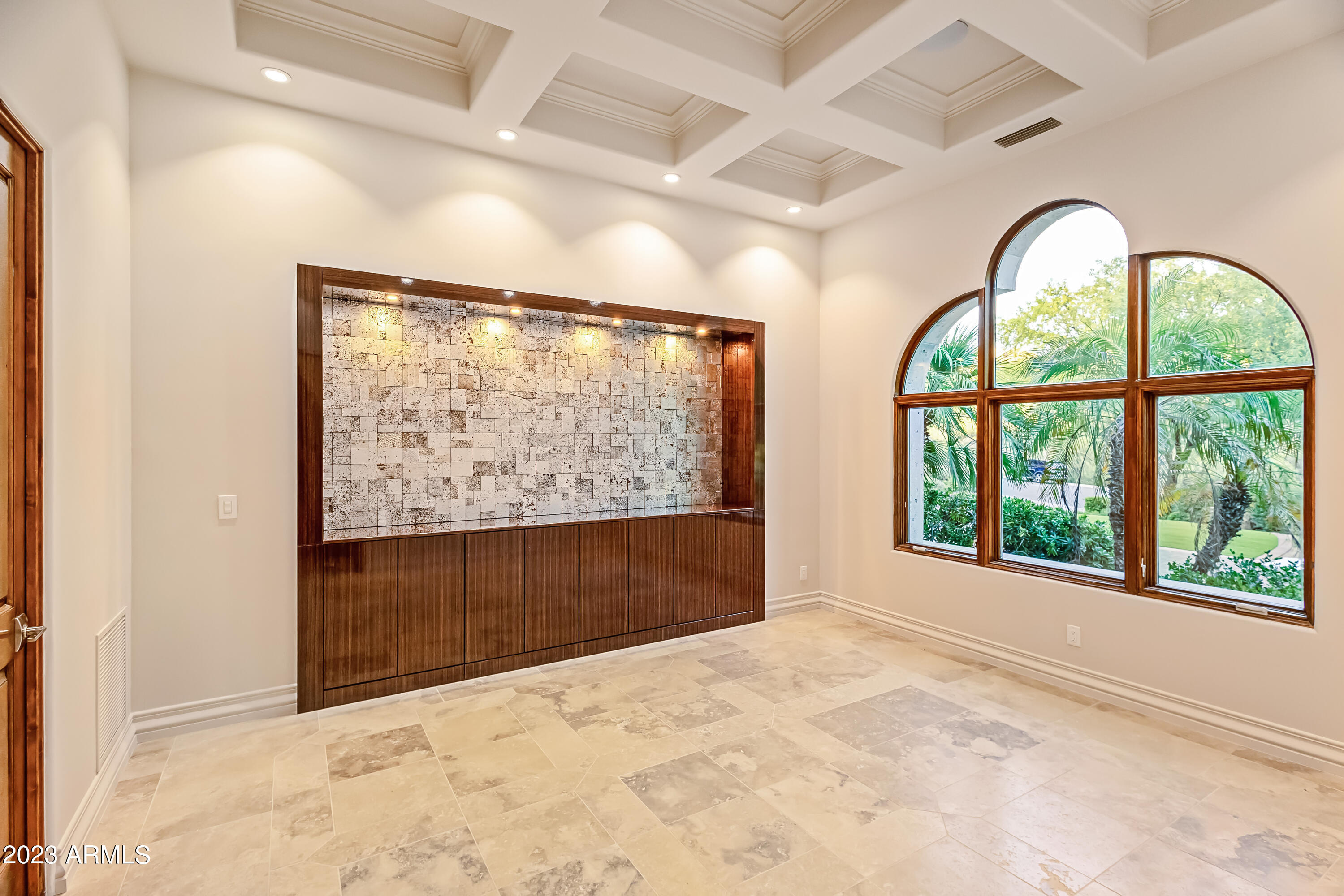 PARADISE MANSION ESTATES - Residential