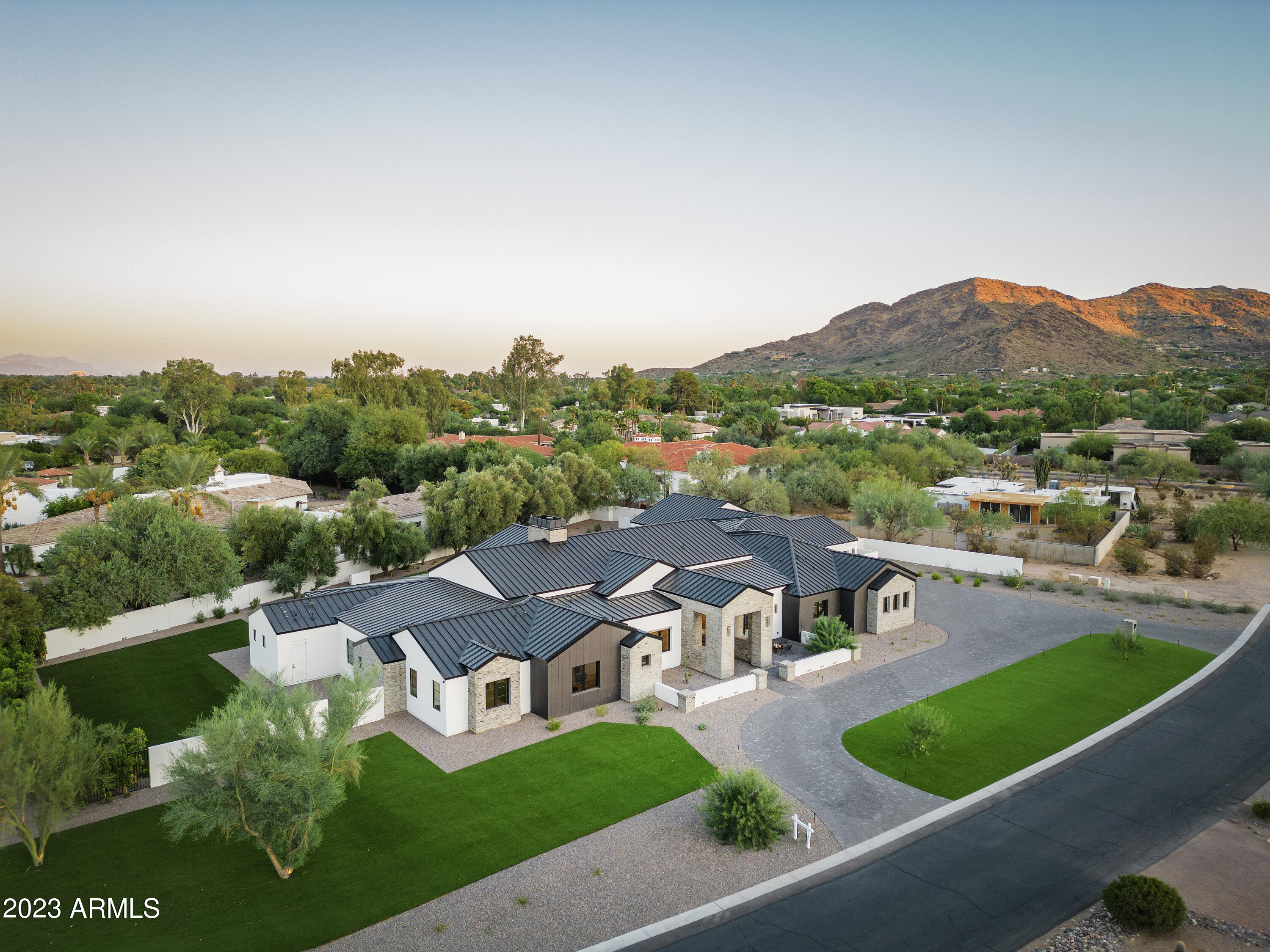 PARADISE COUNTRY ESTATES 1 - Residential