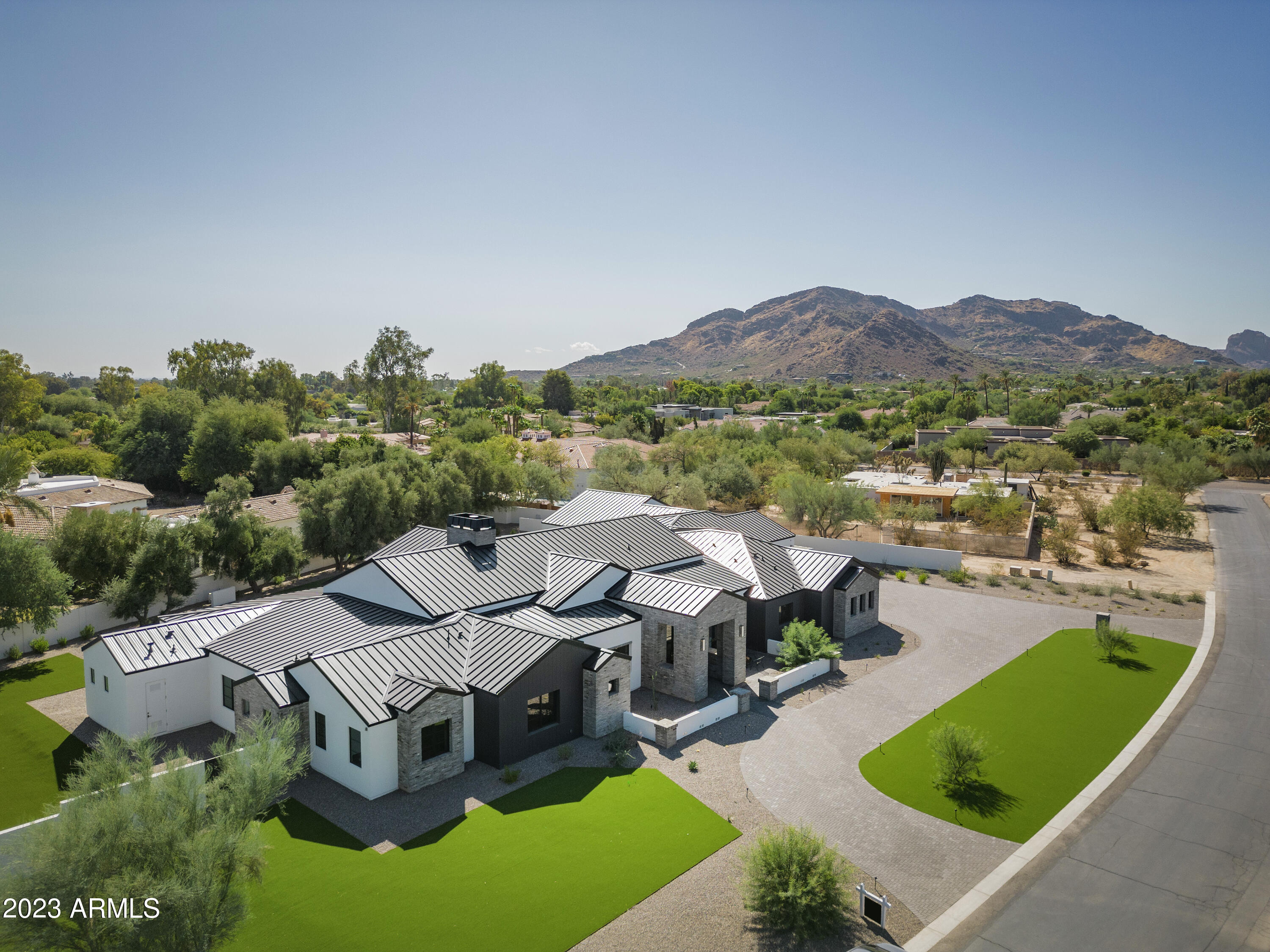 PARADISE COUNTRY ESTATES 1 - Residential
