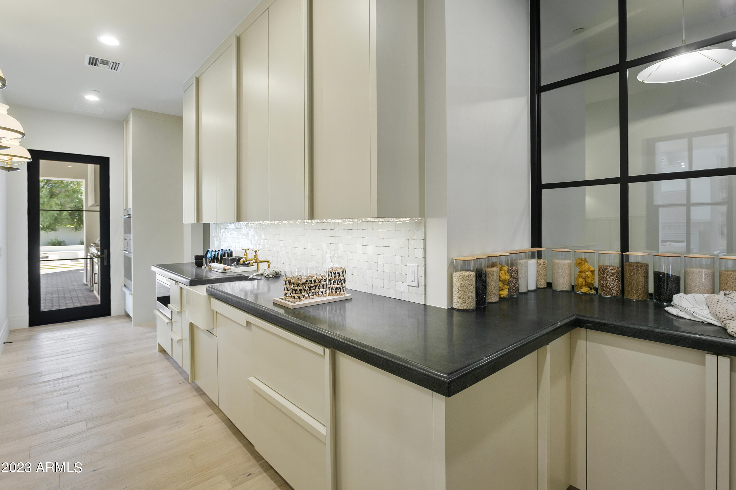 PARADISE COUNTRY ESTATES 1 - Residential