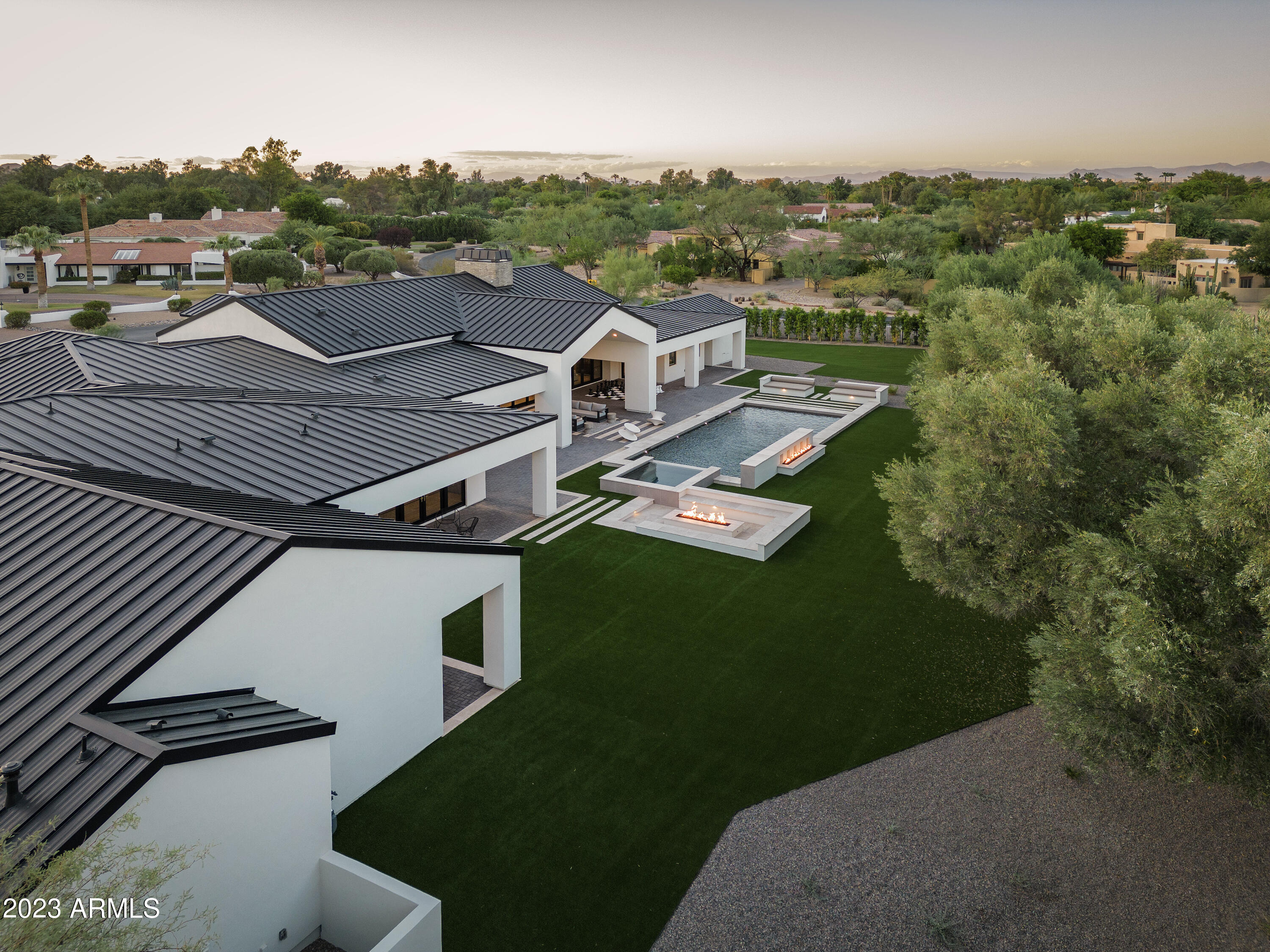 PARADISE COUNTRY ESTATES 1 - Residential
