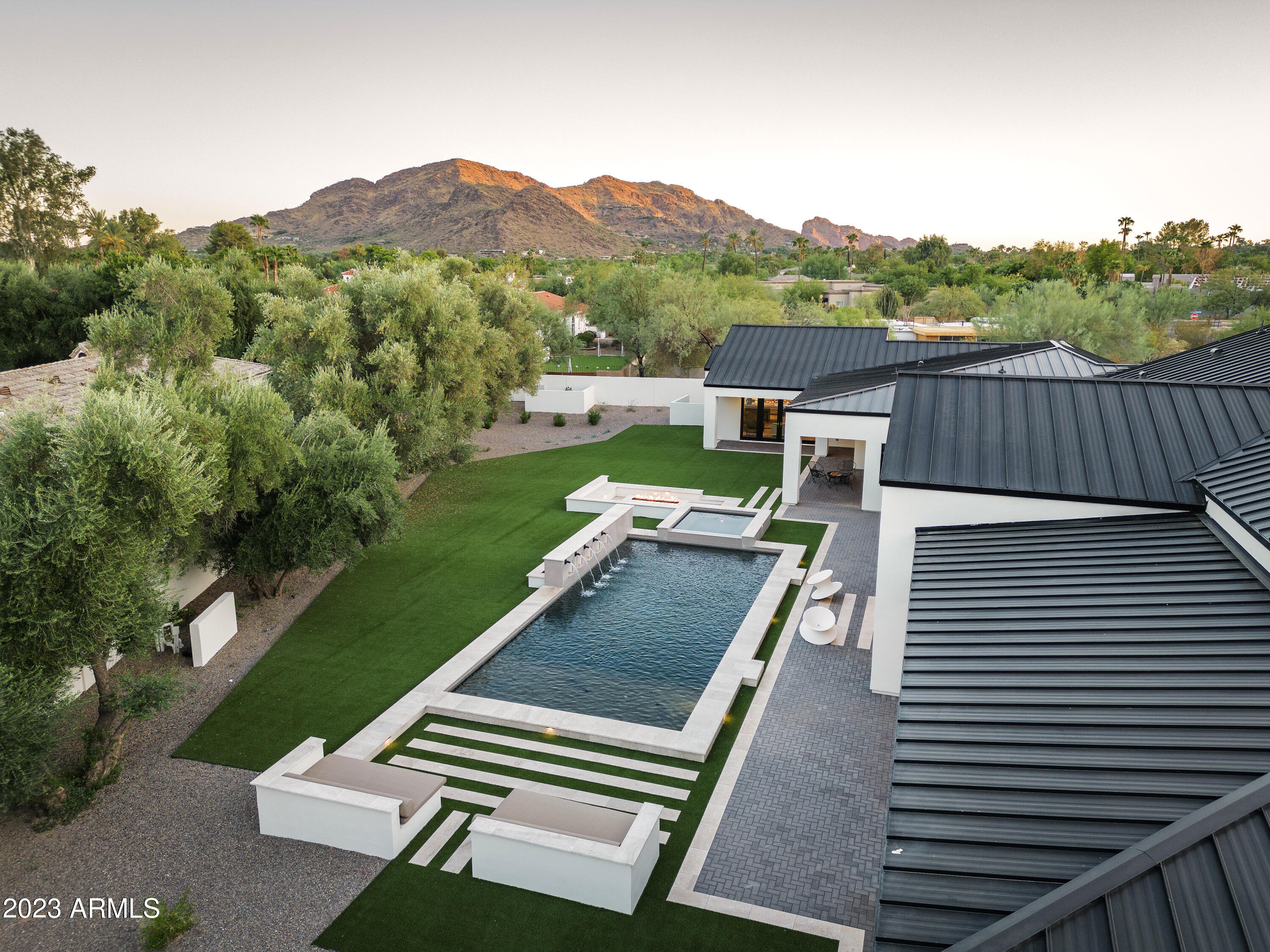 PARADISE COUNTRY ESTATES 1 - Residential