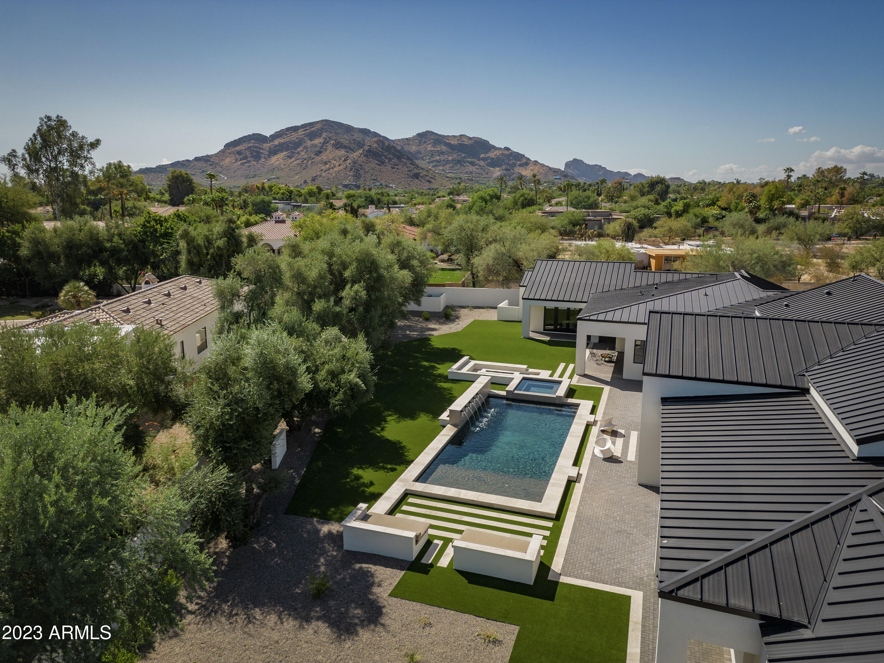 PARADISE COUNTRY ESTATES 1 - Residential