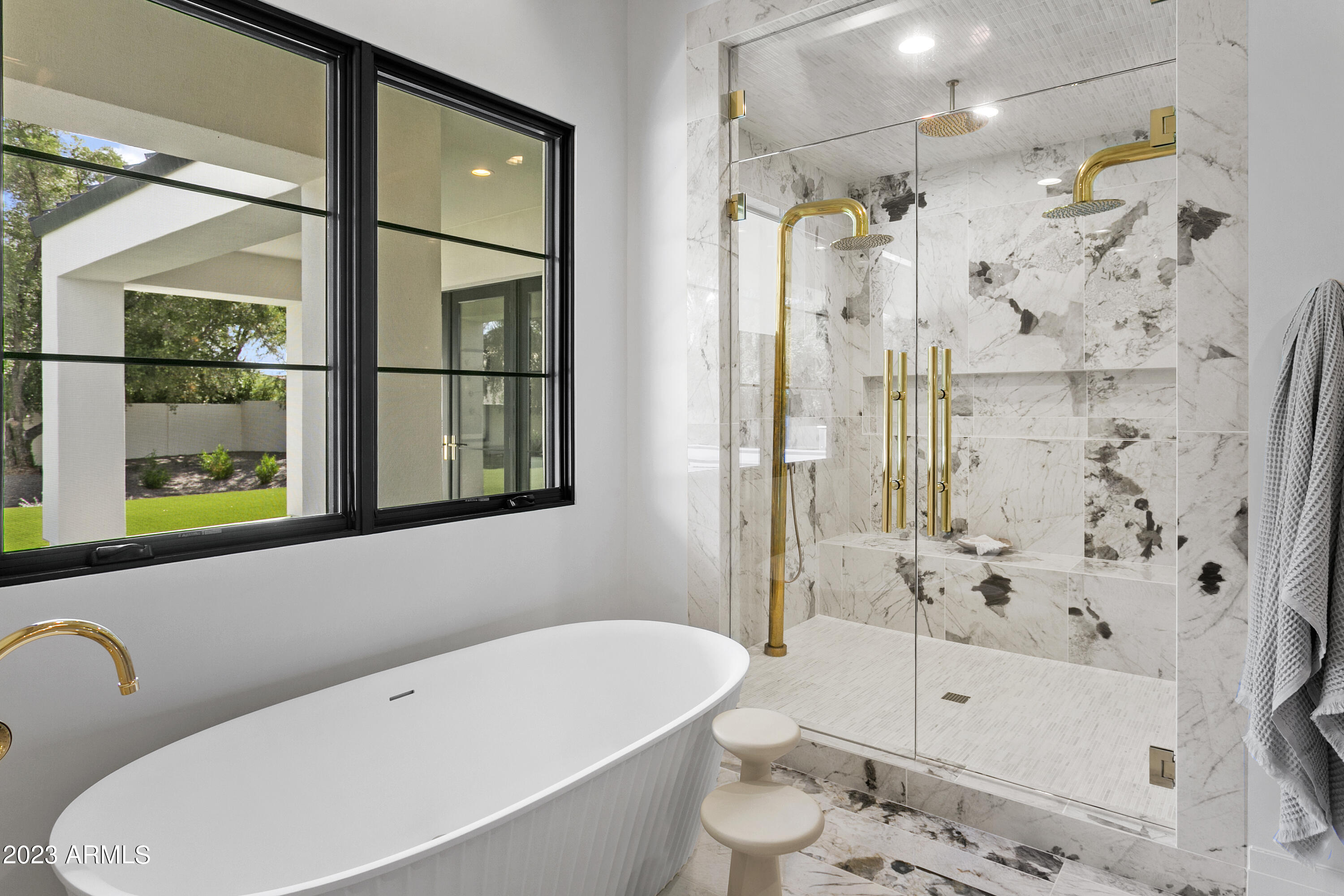 PARADISE COUNTRY ESTATES 1 - Residential
