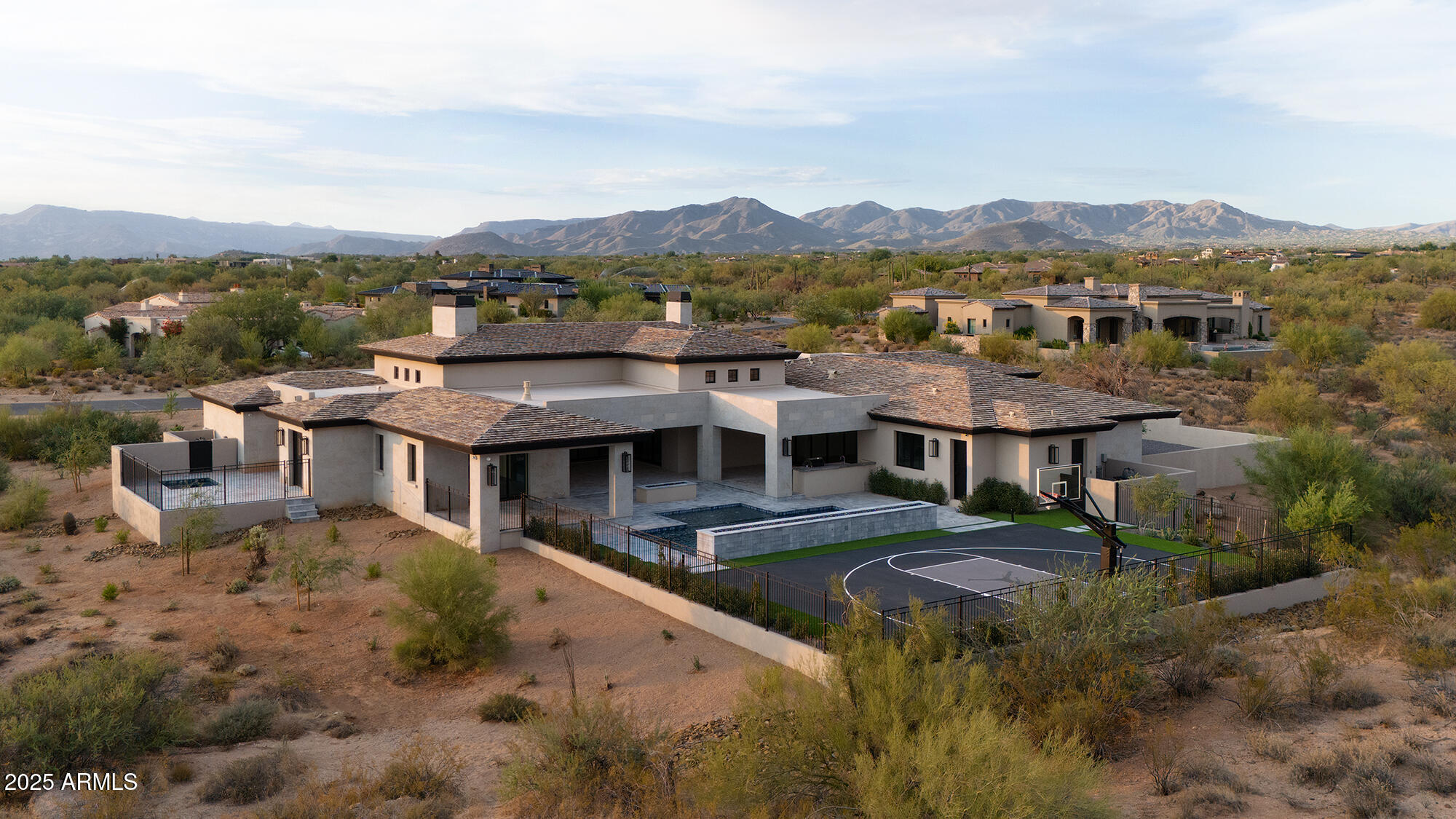 WHISPER ROCK UNIT 3 - Residential