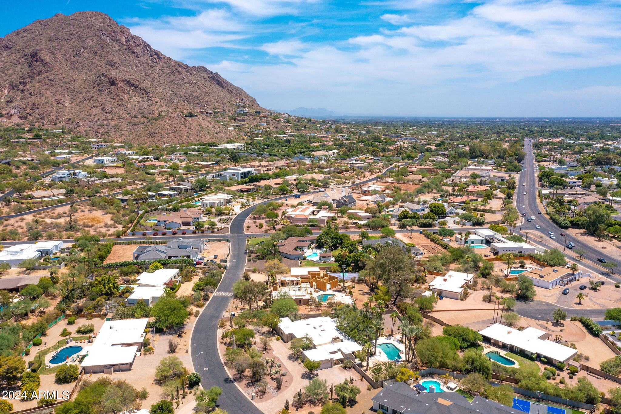 CAMELBACK SIERRA - Residential