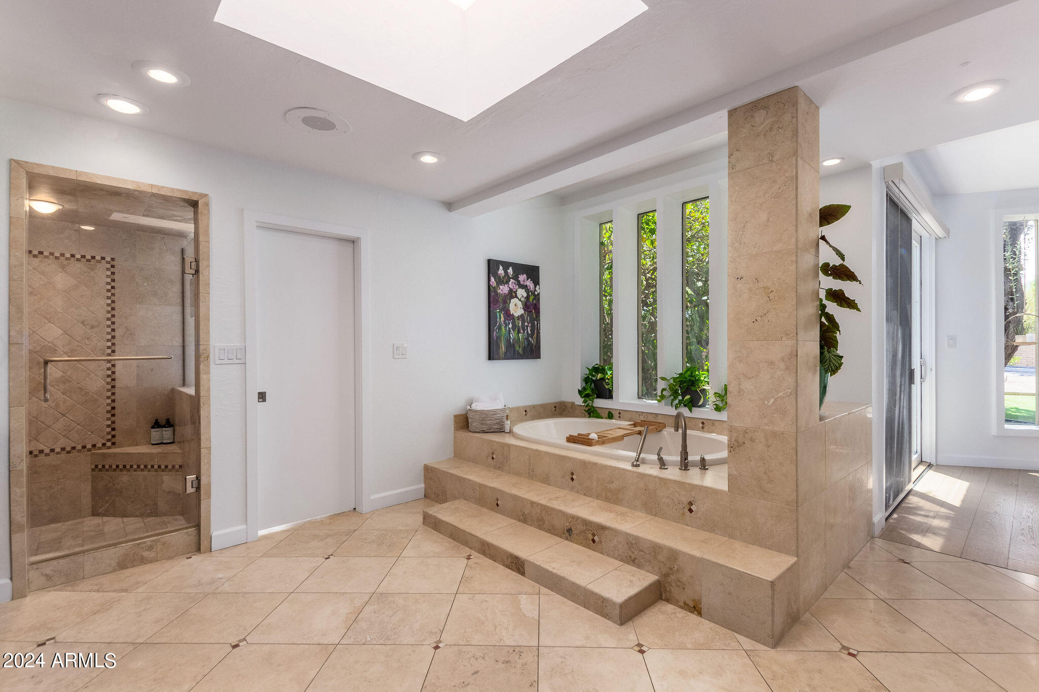 CAMELBACK SIERRA - Residential
