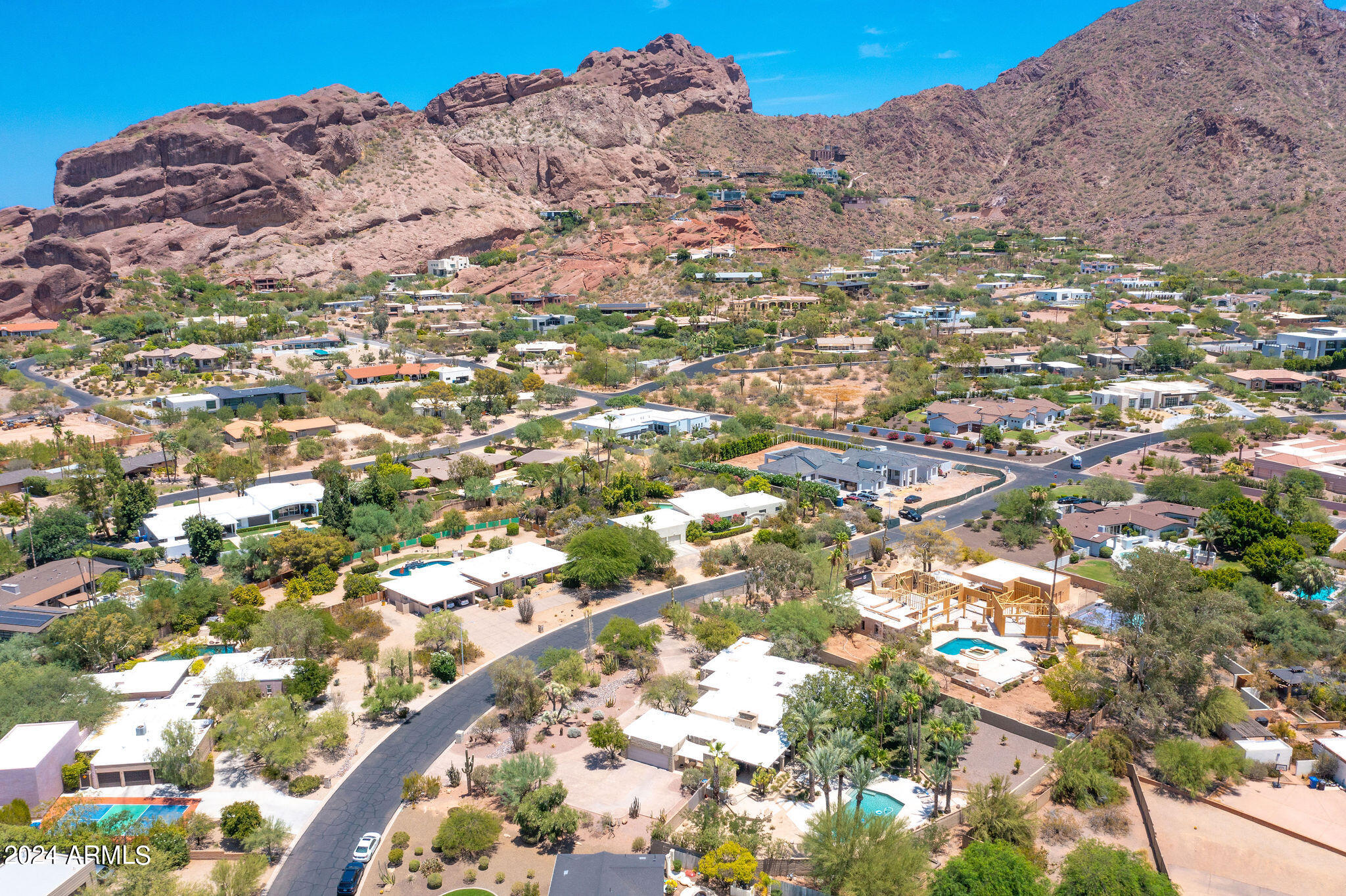 CAMELBACK SIERRA - Residential