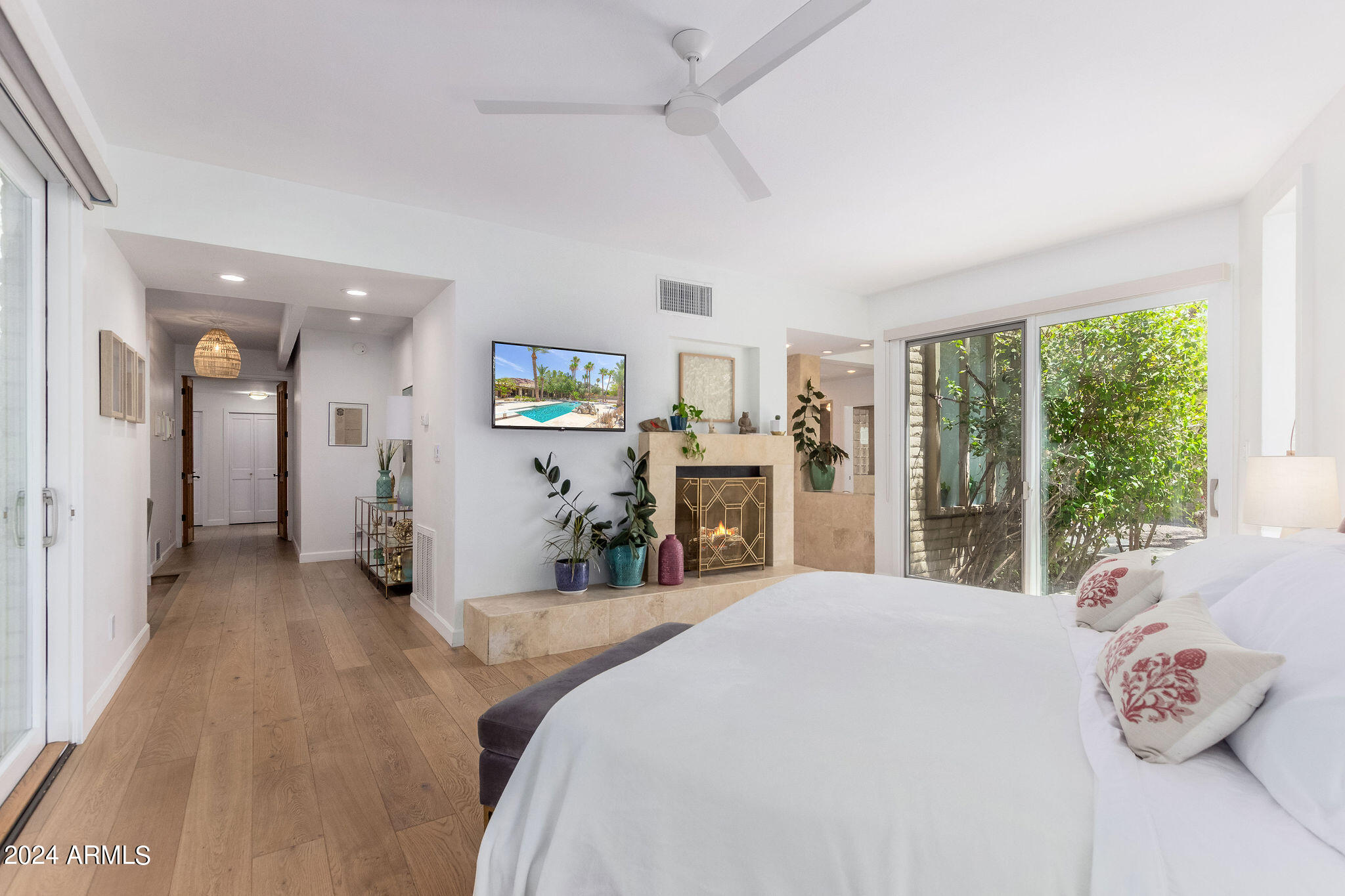 CAMELBACK SIERRA - Residential