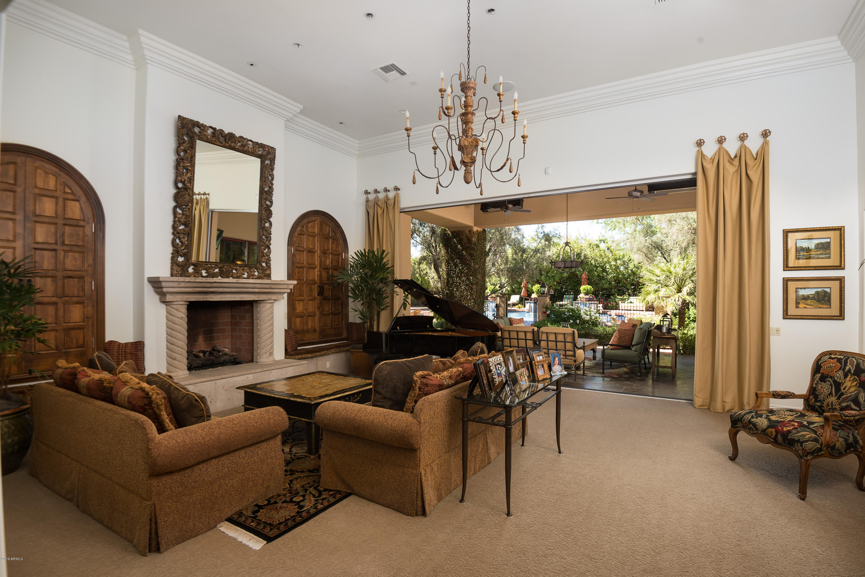 CASA BLANCA ESTATES LOT 20-37 & TR A - Residential
