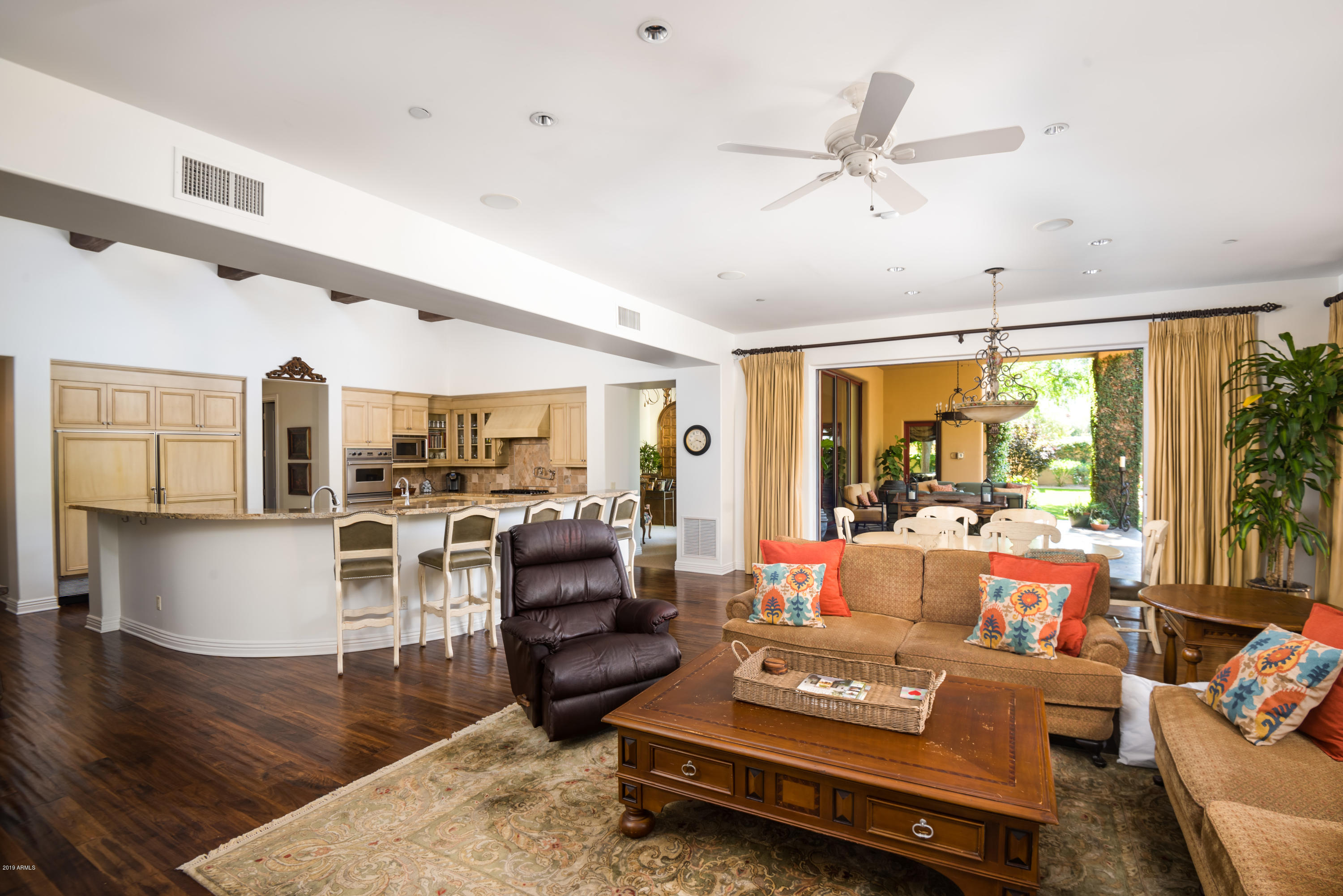 CASA BLANCA ESTATES LOT 20-37 & TR A - Residential