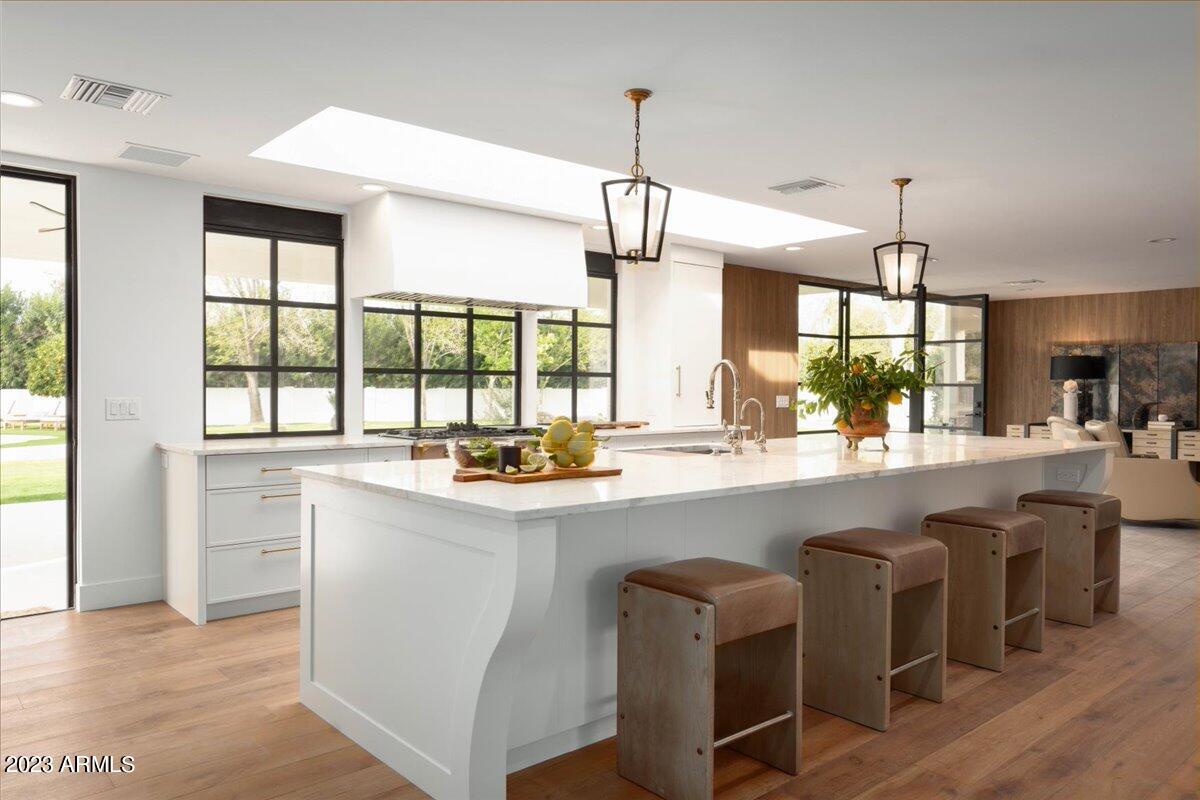 CAMELBACK COUNTRY CLUB ESTATES - Residential