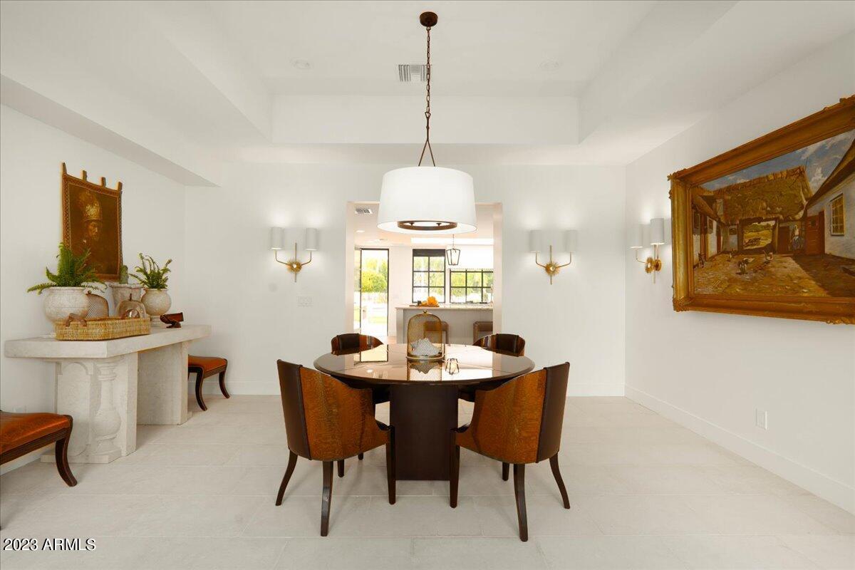 CAMELBACK COUNTRY CLUB ESTATES - Residential