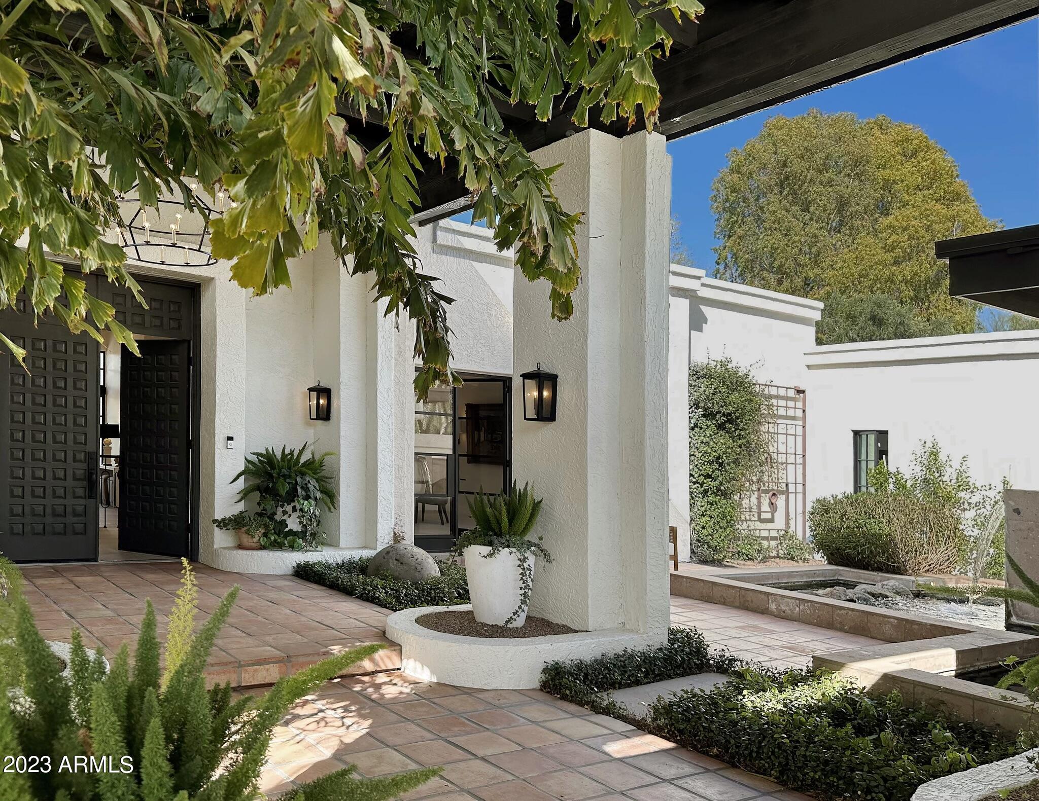CAMELBACK COUNTRY CLUB ESTATES - Residential