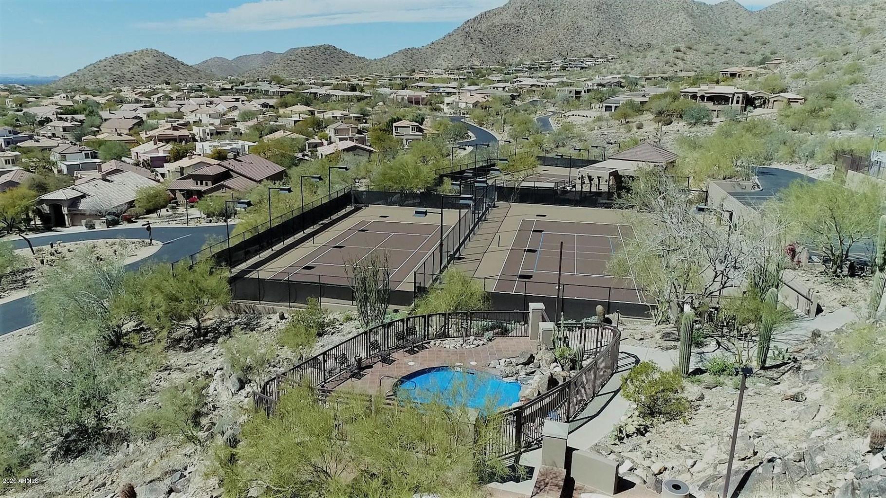 SCOTTSDALE MOUNTAIN - Residential