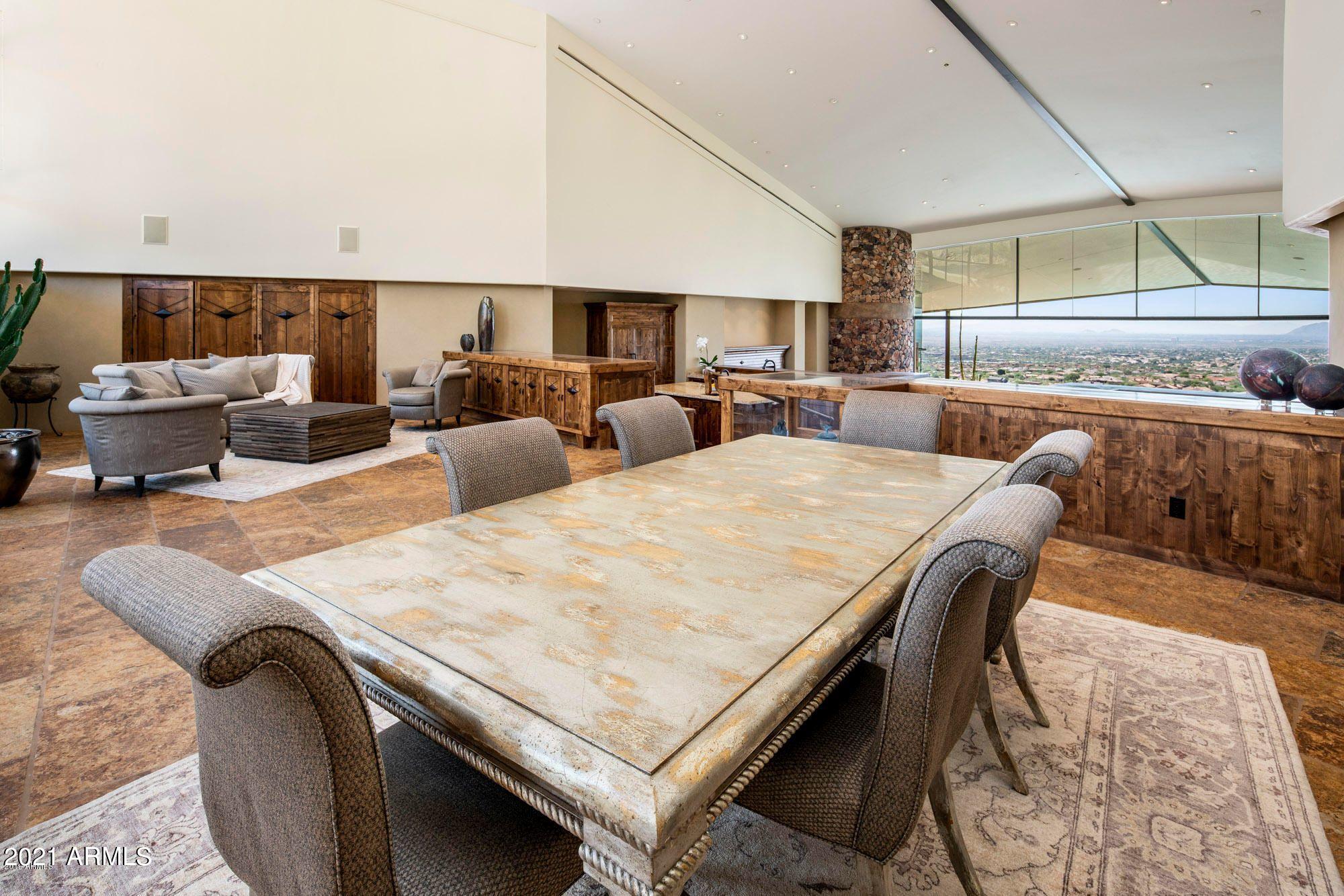 SCOTTSDALE MOUNTAIN - Residential