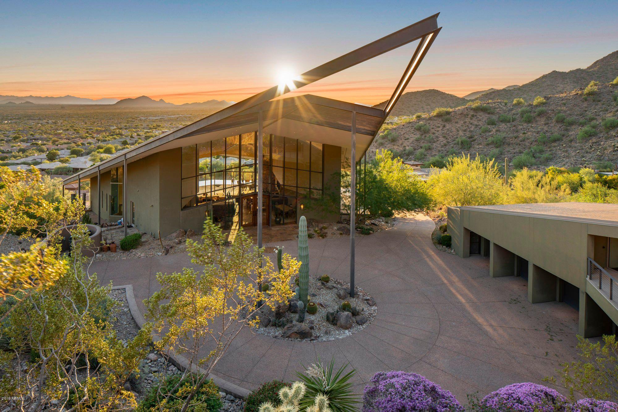 SCOTTSDALE MOUNTAIN - Residential