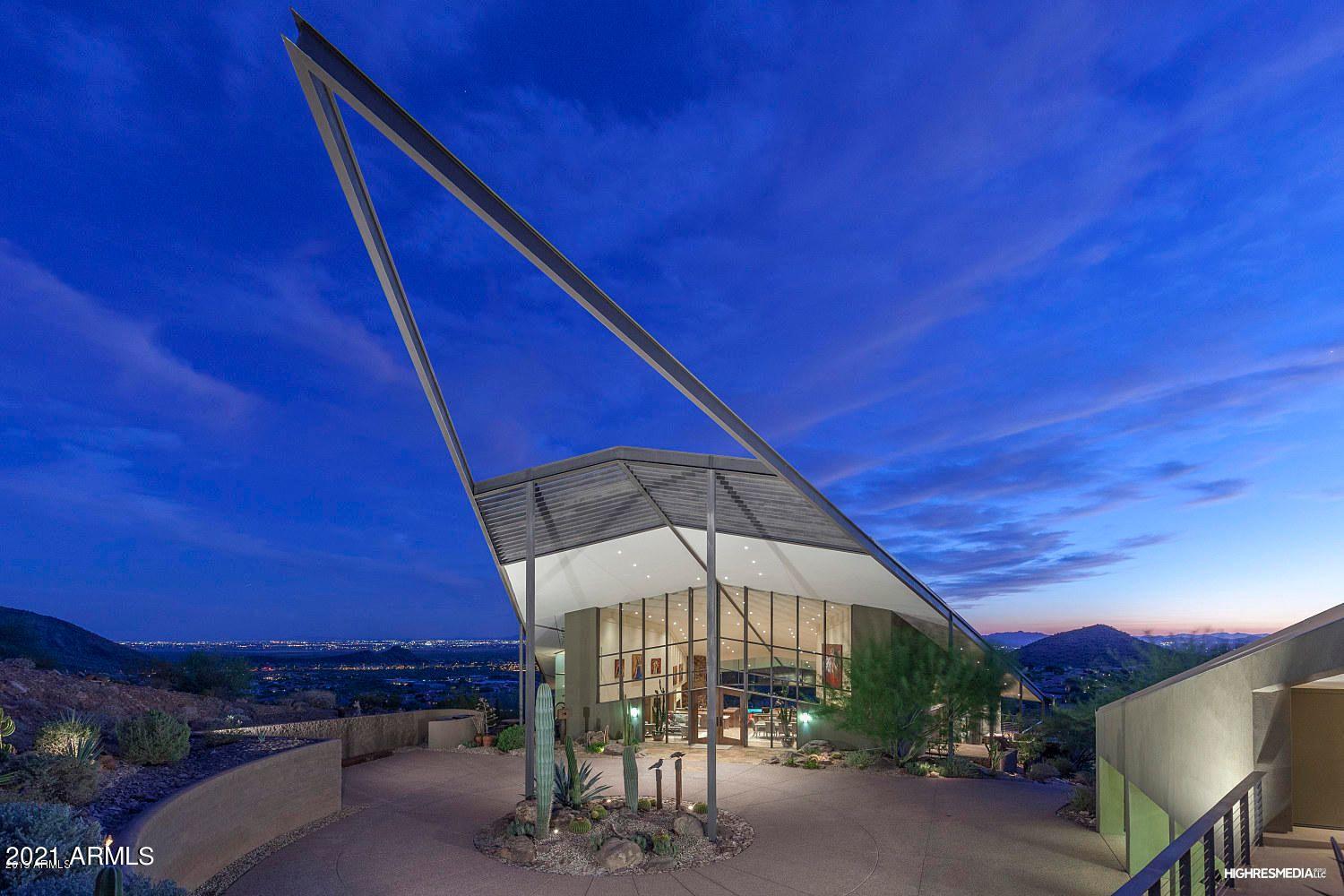 SCOTTSDALE MOUNTAIN - Residential