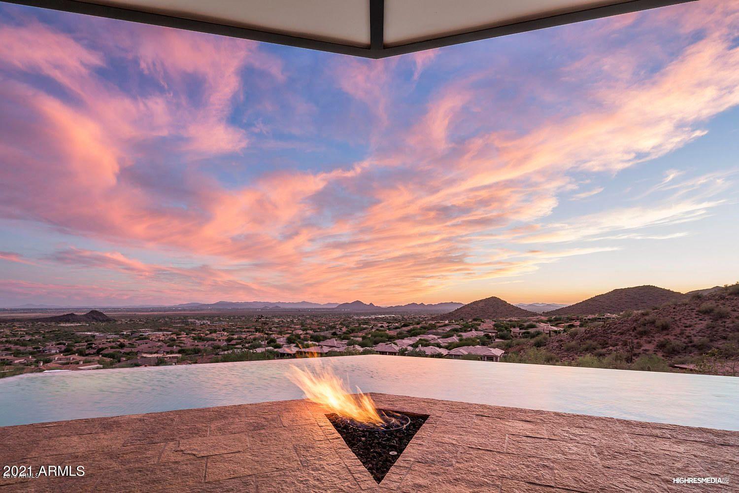 SCOTTSDALE MOUNTAIN - Residential