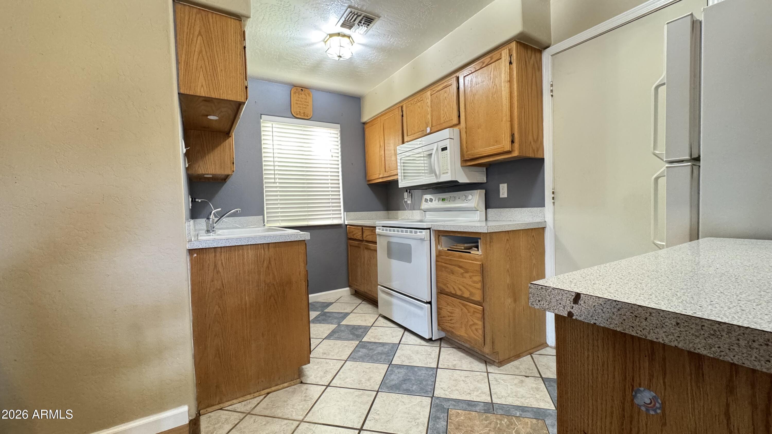 NORTHGROVE - Residential