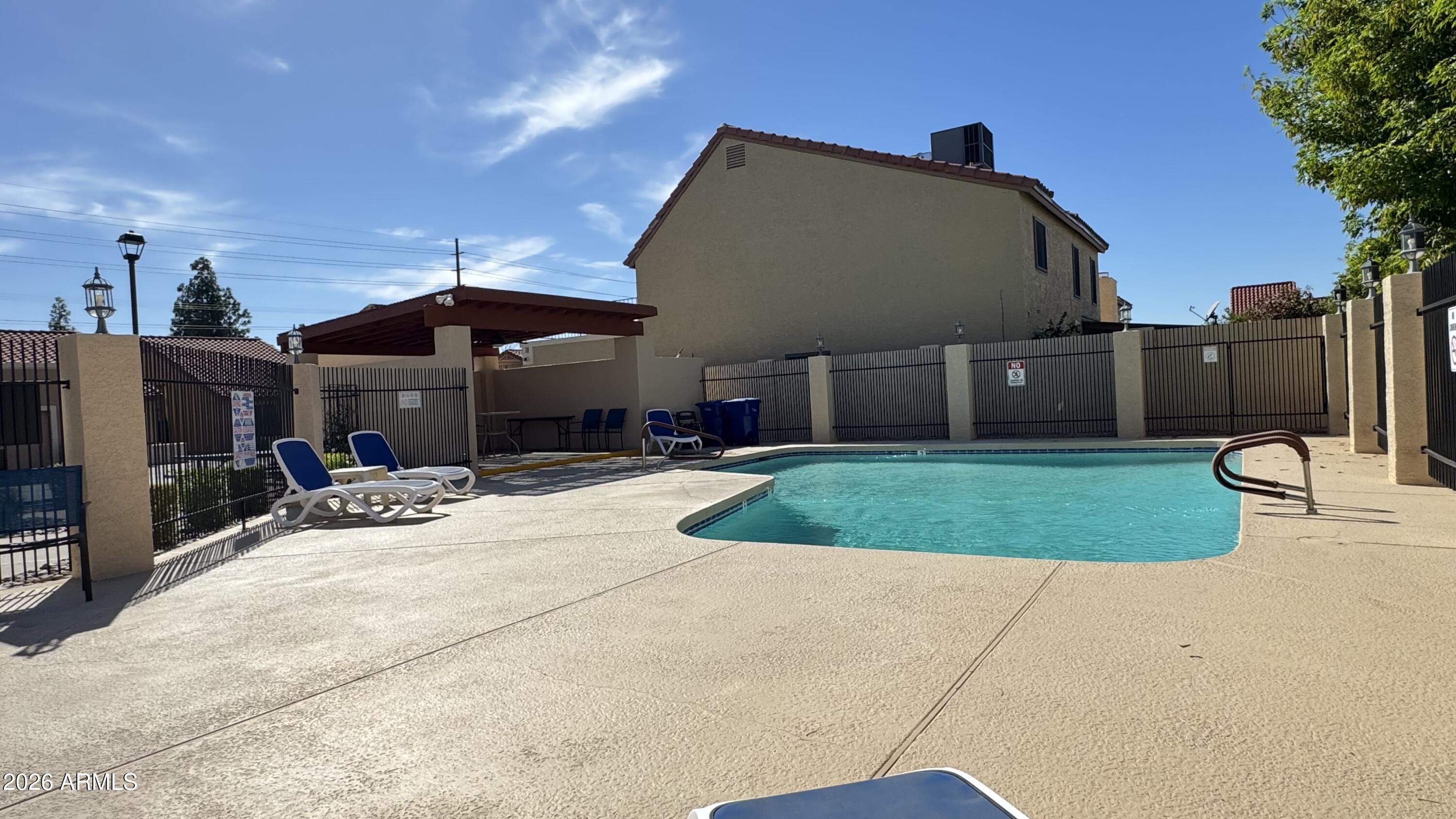 NORTHGROVE - Residential