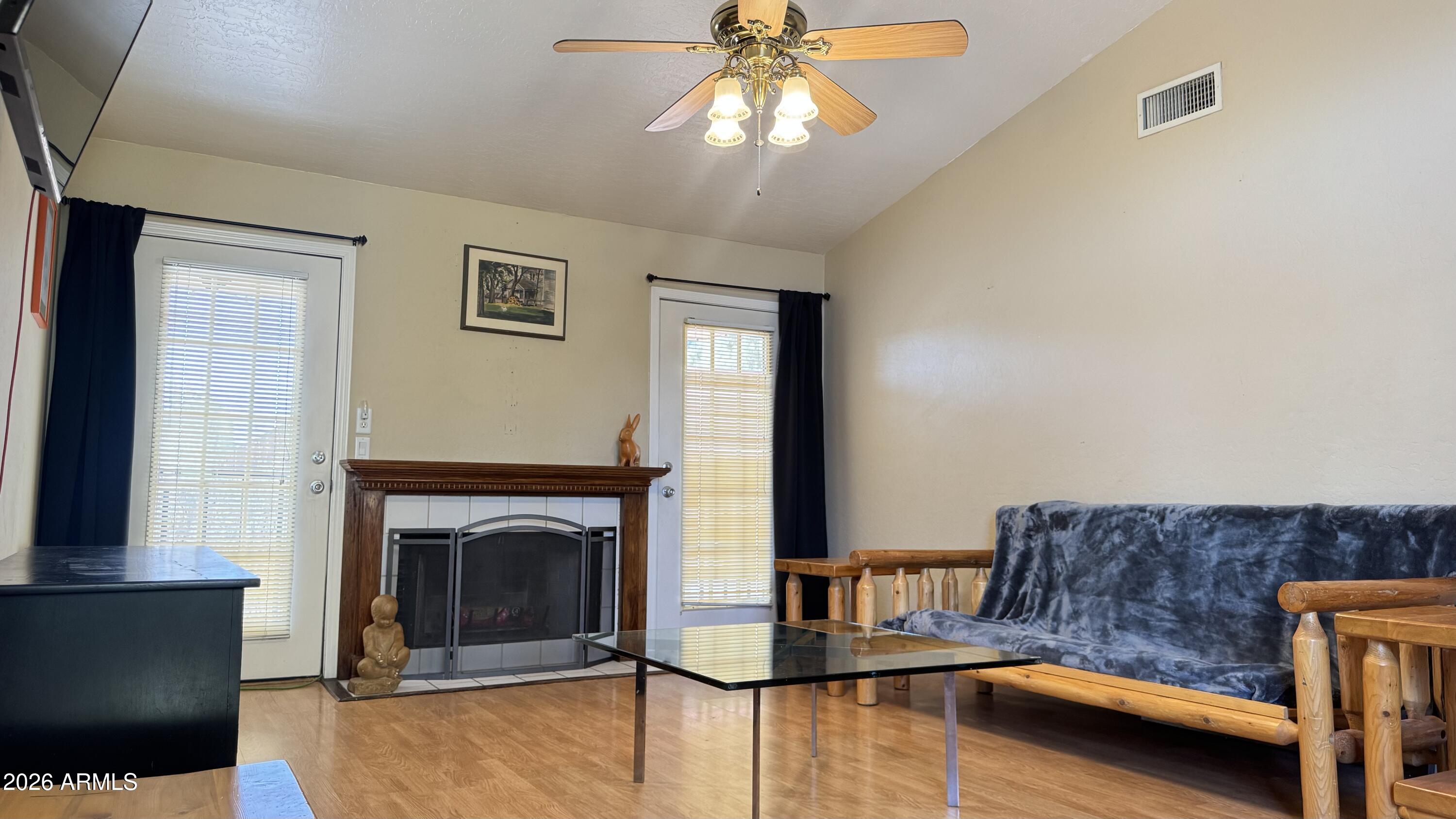 NORTHGROVE - Residential