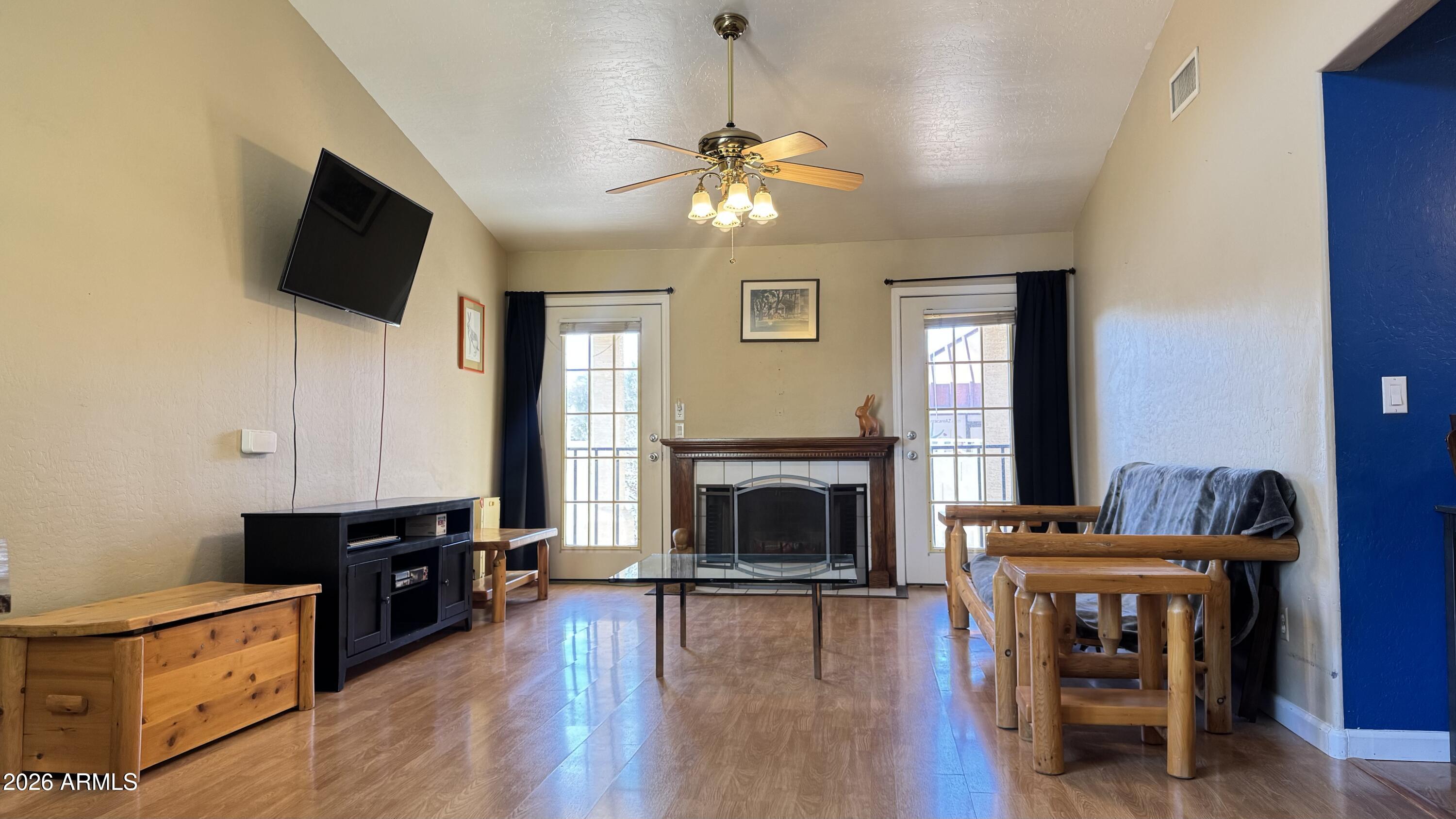 NORTHGROVE - Residential